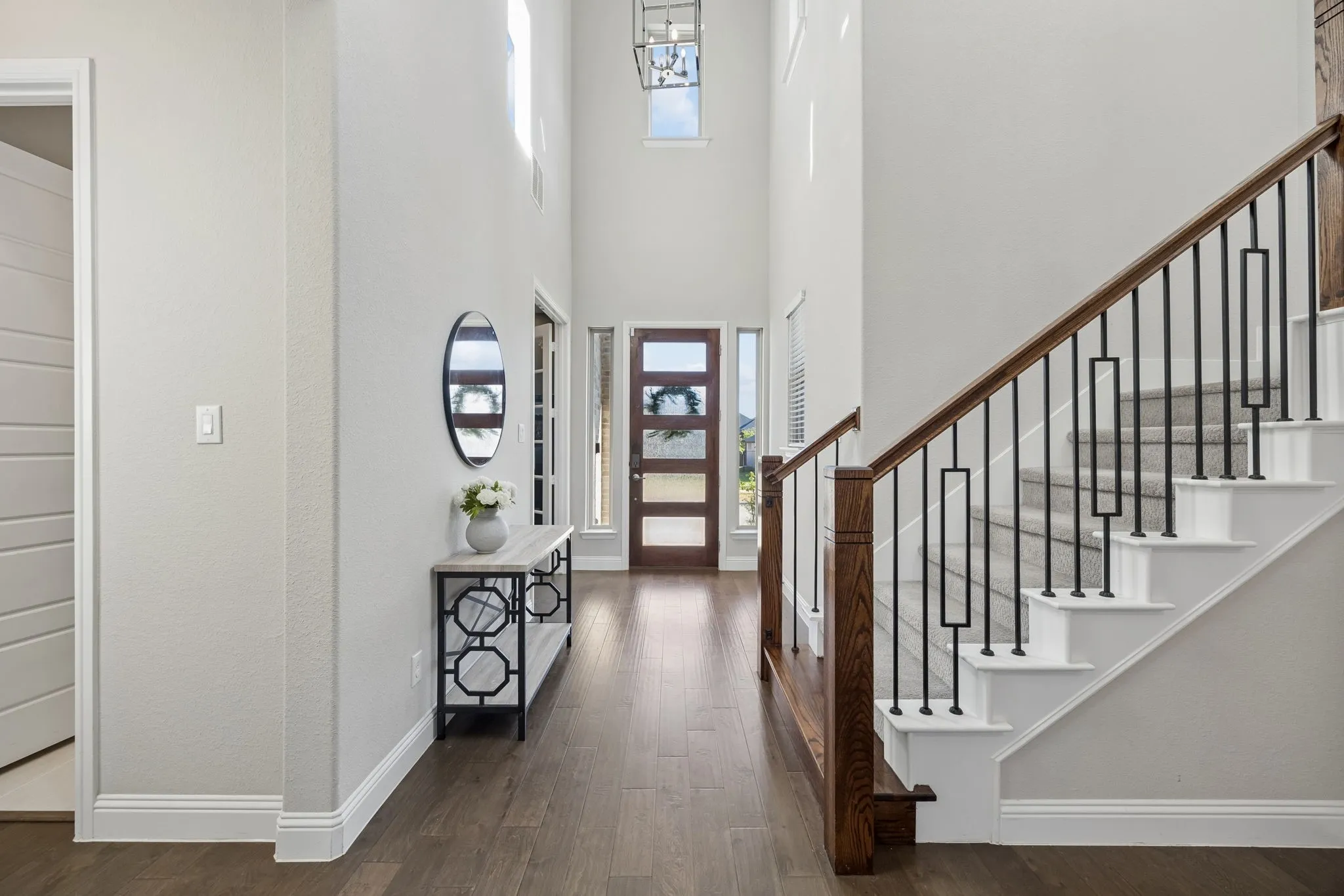 Single Family Residence For Sale in Denton County , 2270 English Ivy Road, Frisco, Texas 75033, 4 Bedroom, 4 Bathroom, 2 Garage spaces, 3,162 Sqft, built in 2019, mls#21387416, Real Estate Agent in Frisco, Homes For Sale in Denton county, Homes For Sale in Frisco, Realtor in Frisco Texas, Real Estate Brokerage Independent Realty Texas, Luminita Cordes Realtor