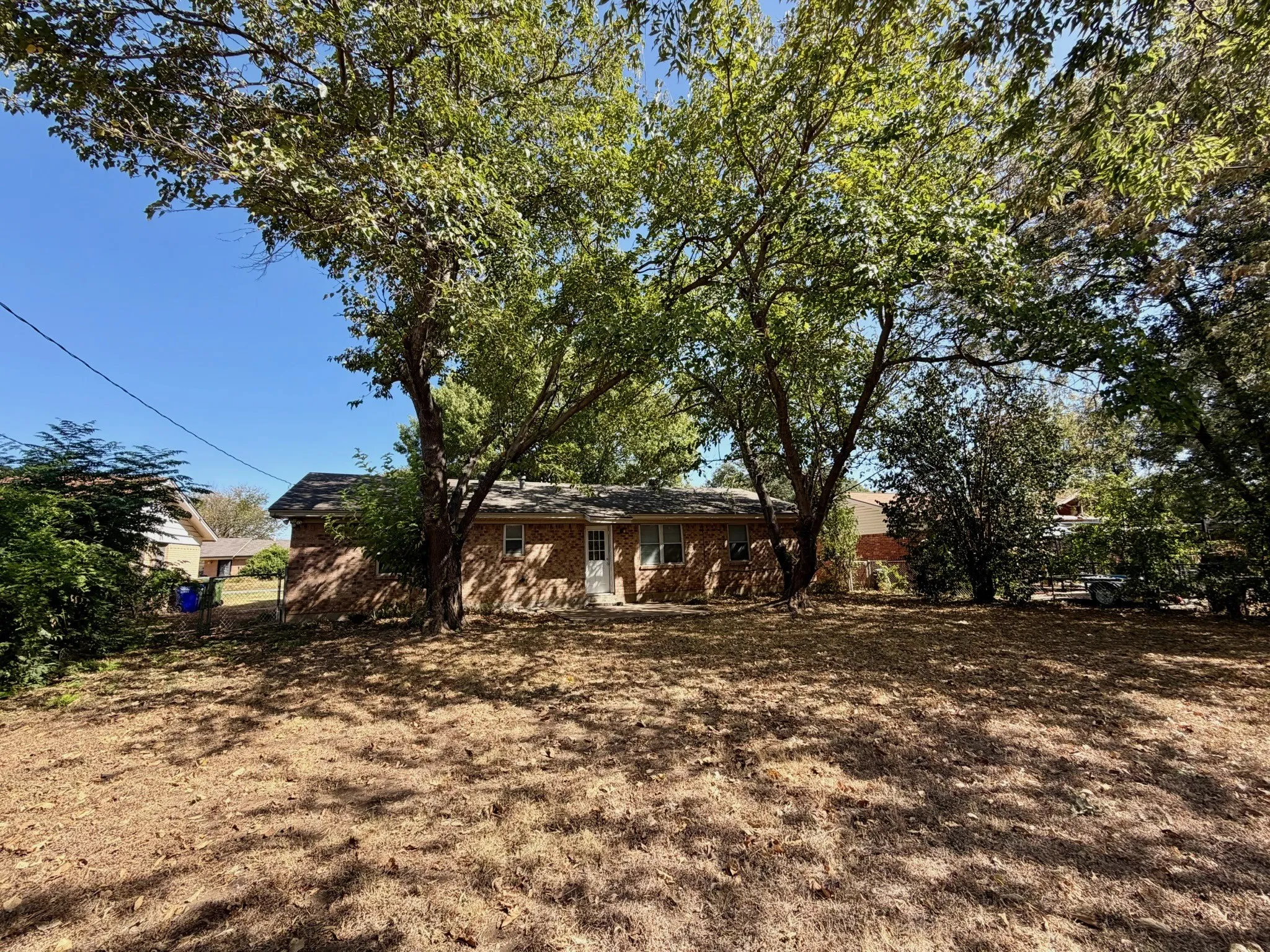 Single Family Residence For Sale in Tarrant County , 5916 Bowling Drive, Watauga, Texas 76148, 3 Bedroom, 2 Bathroom, 2 Garage spaces, 1,199 Sqft, built in 1966, mls#21388376, Real Estate Agent in Watauga, Homes For Sale in Tarrant county, Homes For Sale in Watauga, Realtor in Watauga Texas, Real Estate Brokerage Independent Realty Texas, Luminita Cordes Realtor