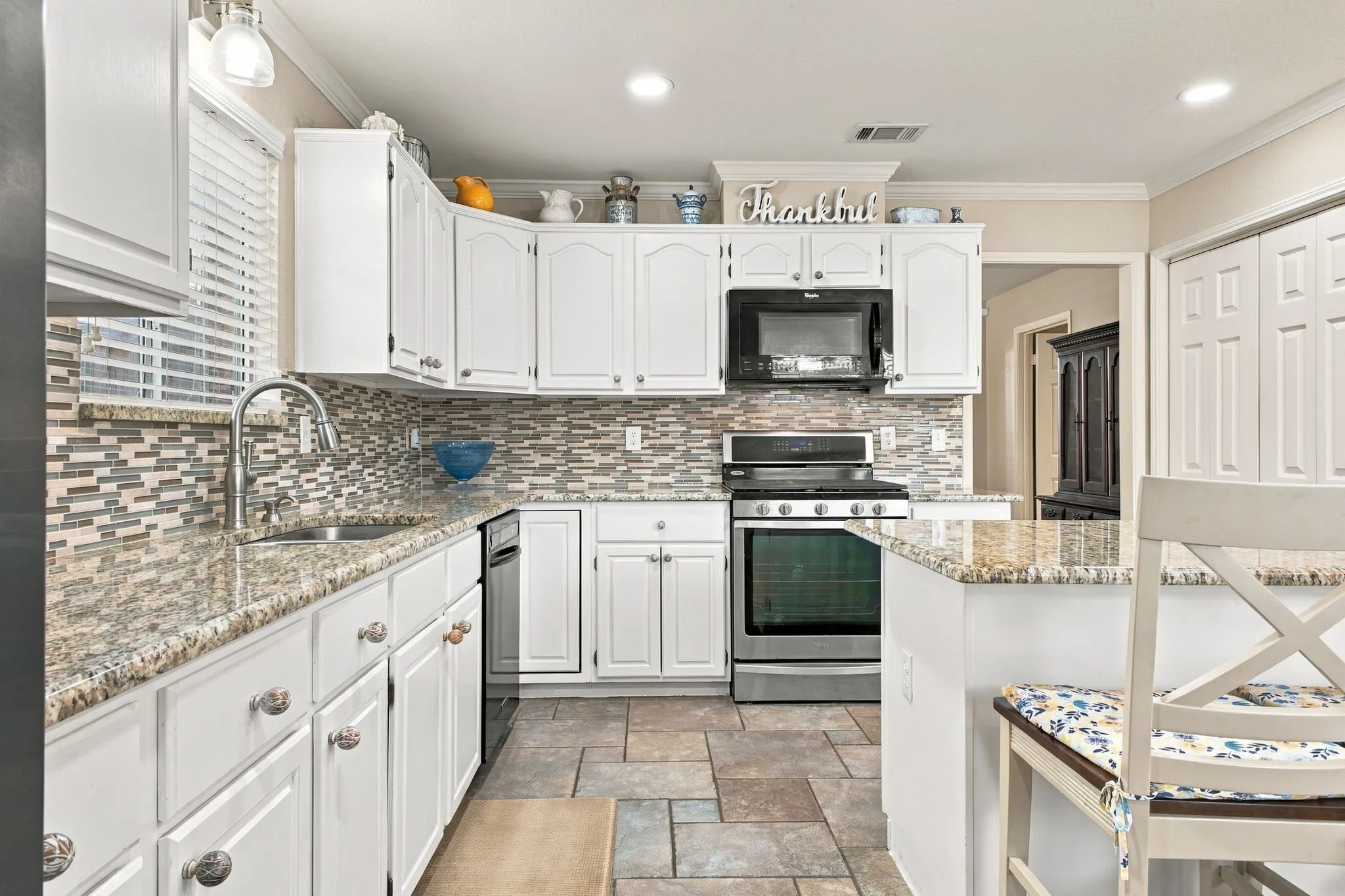 Single Family Residence For Sale in Collin County , 6239 Cupertino Trail, Dallas, Texas 75252, 4 Bedroom, 3 Bathroom, 2 Garage spaces, 2,365 Sqft, built in 1993, mls#21388078, Real Estate Agent in Dallas, Homes For Sale in Collin county, Homes For Sale in Dallas, Realtor in Dallas Texas, Real Estate Brokerage Independent Realty Texas, Luminita Cordes Realtor