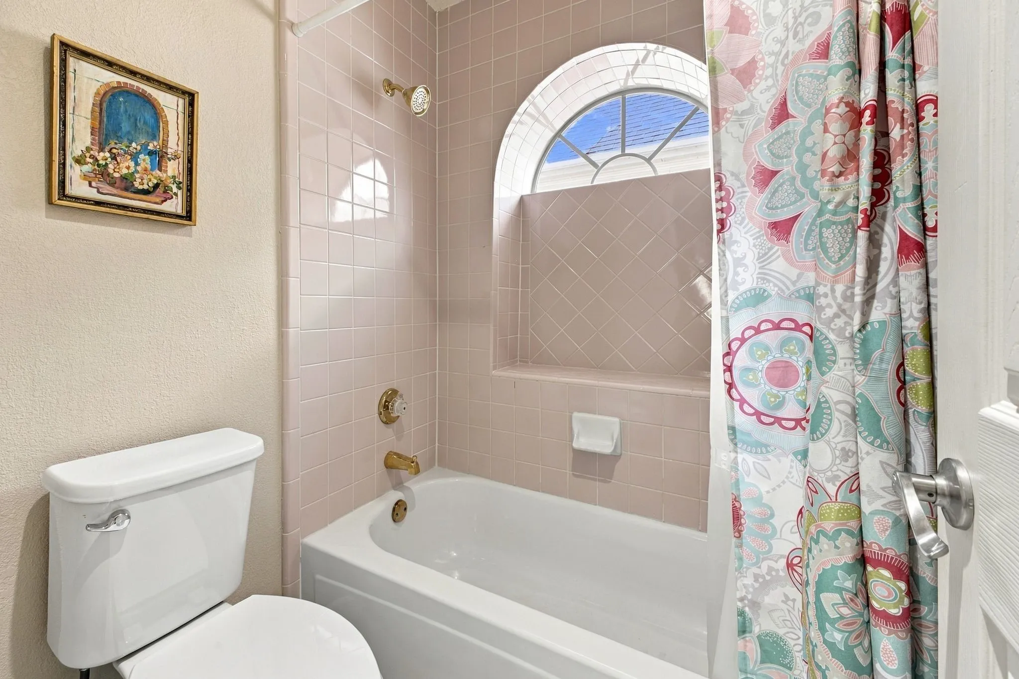 Single Family Residence For Sale in Collin County , 6239 Cupertino Trail, Dallas, Texas 75252, 4 Bedroom, 3 Bathroom, 2 Garage spaces, 2,365 Sqft, built in 1993, mls#21388078, Real Estate Agent in Dallas, Homes For Sale in Collin county, Homes For Sale in Dallas, Realtor in Dallas Texas, Real Estate Brokerage Independent Realty Texas, Luminita Cordes Realtor