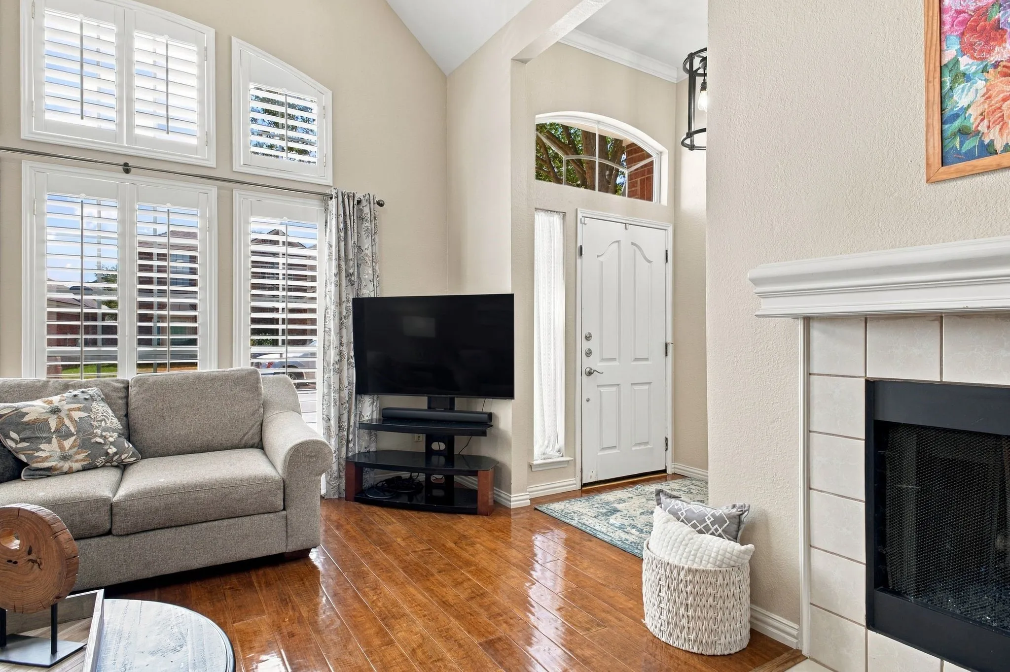 Single Family Residence For Sale in Collin County , 6239 Cupertino Trail, Dallas, Texas 75252, 4 Bedroom, 3 Bathroom, 2 Garage spaces, 2,365 Sqft, built in 1993, mls#21388078, Real Estate Agent in Dallas, Homes For Sale in Collin county, Homes For Sale in Dallas, Realtor in Dallas Texas, Real Estate Brokerage Independent Realty Texas, Luminita Cordes Realtor