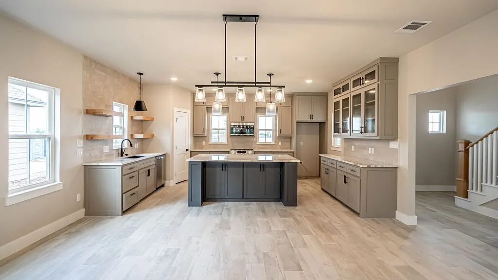 Single Family Residence For Rent in Hood County , 2204 Salina Circle, Granbury, Texas 76048, 4 Bedroom, 3 Bathroom, 2 Garage spaces, 2,313 Sqft, built in 2025, mls#21388955, Real Estate Agent in Granbury, Homes For Rent in Hood county, Homes For Rent in Granbury, Realtor in Granbury Texas, Real Estate Brokerage Independent Realty Texas, Luminita Cordes Realtor