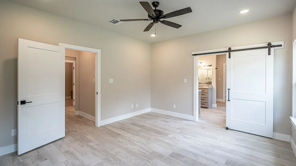 Single Family Residence For Rent in Hood County , 2204 Salina Circle, Granbury, Texas 76048, 4 Bedroom, 3 Bathroom, 2 Garage spaces, 2,313 Sqft, built in 2025, mls#21388955, Real Estate Agent in Granbury, Homes For Rent in Hood county, Homes For Rent in Granbury, Realtor in Granbury Texas, Real Estate Brokerage Independent Realty Texas, Luminita Cordes Realtor