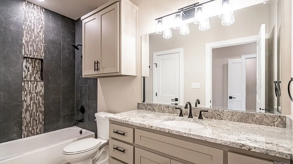 Single Family Residence For Rent in Hood County , 2204 Salina Circle, Granbury, Texas 76048, 4 Bedroom, 3 Bathroom, 2 Garage spaces, 2,313 Sqft, built in 2025, mls#21388955, Real Estate Agent in Granbury, Homes For Rent in Hood county, Homes For Rent in Granbury, Realtor in Granbury Texas, Real Estate Brokerage Independent Realty Texas, Luminita Cordes Realtor