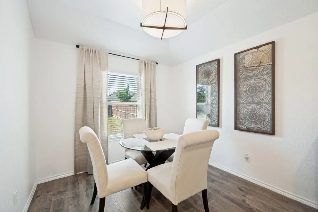 Single Family Residence For Sale in Denton County , 816 Alton Drive, Aubrey, Texas 76227, 3 Bedroom, 2 Bathroom, 2 Garage spaces, 1,443 Sqft, built in 2019, mls#21384262, Real Estate Agent in Aubrey, Homes For Sale in Denton county, Homes For Sale in Aubrey, Realtor in Aubrey Texas, Real Estate Brokerage Independent Realty Texas, Luminita Cordes Realtor