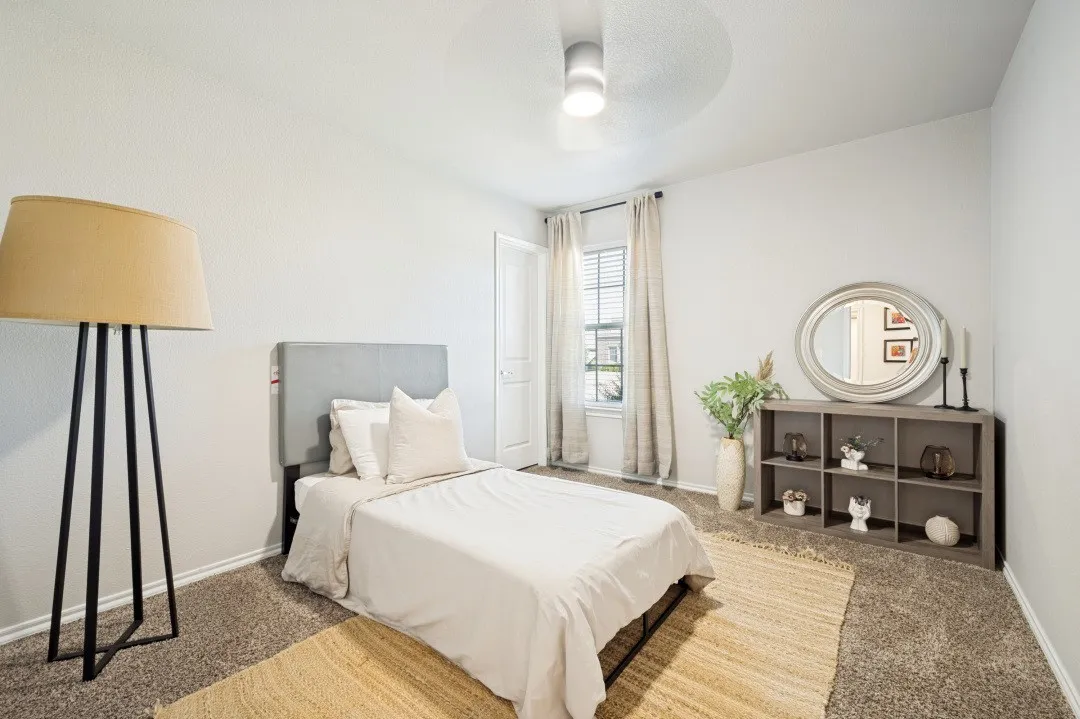 Single Family Residence For Sale in Denton County , 816 Alton Drive, Aubrey, Texas 76227, 3 Bedroom, 2 Bathroom, 2 Garage spaces, 1,443 Sqft, built in 2019, mls#21384262, Real Estate Agent in Aubrey, Homes For Sale in Denton county, Homes For Sale in Aubrey, Realtor in Aubrey Texas, Real Estate Brokerage Independent Realty Texas, Luminita Cordes Realtor