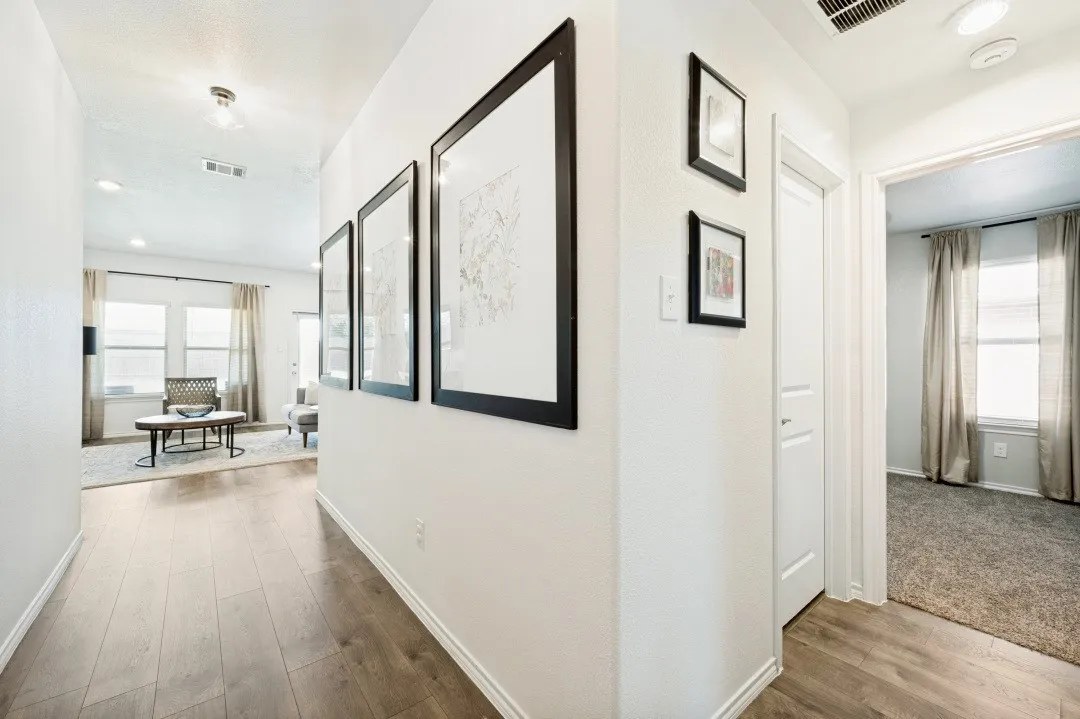 Single Family Residence For Sale in Denton County , 816 Alton Drive, Aubrey, Texas 76227, 3 Bedroom, 2 Bathroom, 2 Garage spaces, 1,443 Sqft, built in 2019, mls#21384262, Real Estate Agent in Aubrey, Homes For Sale in Denton county, Homes For Sale in Aubrey, Realtor in Aubrey Texas, Real Estate Brokerage Independent Realty Texas, Luminita Cordes Realtor