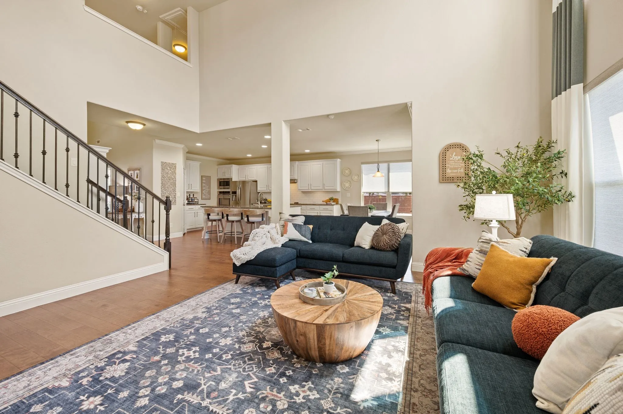Single Family Residence For Sale in Tarrant County , 325 Little John Court, Saginaw, Texas 76179, 4 Bedroom, 4 Bathroom, 2 Garage spaces, 2,951 Sqft, built in 2016, mls#21354122, Real Estate Agent in Saginaw, Homes For Sale in Tarrant county, Homes For Sale in Saginaw, Realtor in Saginaw Texas, Real Estate Brokerage Independent Realty Texas, Luminita Cordes Realtor