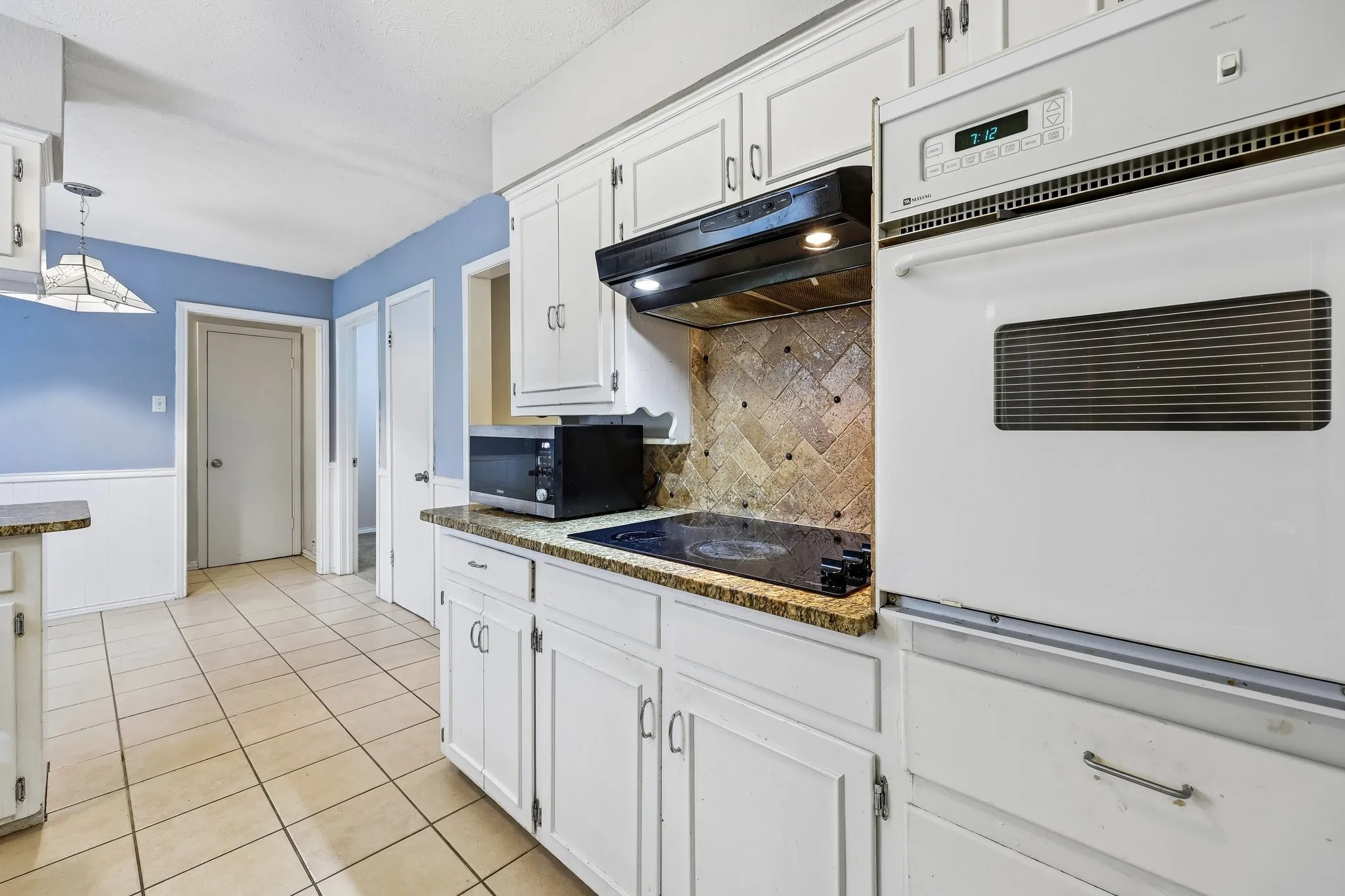 Single Family Residence For Rent in Dallas County , 13639 Willow Bend Road, Dallas, Texas 75240, 4 Bedroom, 2 Bathroom, 2 Garage spaces, 1,681 Sqft, built in 1969, mls#21388031, Real Estate Agent in Dallas, Homes For Rent in Dallas county, Homes For Rent in Dallas, Realtor in Dallas Texas, Real Estate Brokerage Independent Realty Texas, Luminita Cordes Realtor