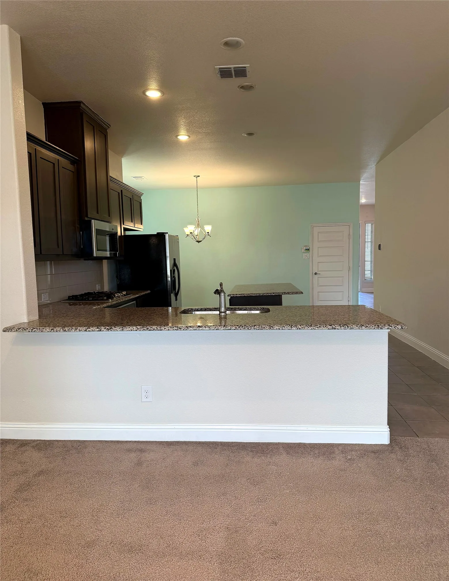 Single Family Residence For Rent in Tarrant County , 7304 Snyder Lane, Arlington, Texas 76002, 4 Bedroom, 2 Bathroom, 2 Garage spaces, 2,137 Sqft, built in 2021, mls#21388965, Real Estate Agent in Arlington, Homes For Rent in Tarrant county, Homes For Rent in Arlington, Realtor in Arlington Texas, Real Estate Brokerage Independent Realty Texas, Luminita Cordes Realtor
