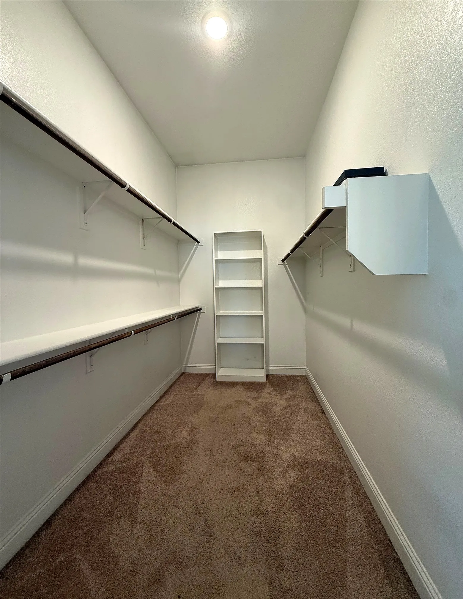Single Family Residence For Rent in Tarrant County , 7304 Snyder Lane, Arlington, Texas 76002, 4 Bedroom, 2 Bathroom, 2 Garage spaces, 2,137 Sqft, built in 2021, mls#21388965, Real Estate Agent in Arlington, Homes For Rent in Tarrant county, Homes For Rent in Arlington, Realtor in Arlington Texas, Real Estate Brokerage Independent Realty Texas, Luminita Cordes Realtor