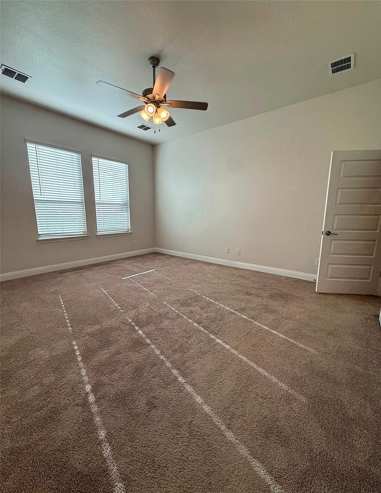 Single Family Residence For Rent in Tarrant County , 7304 Snyder Lane, Arlington, Texas 76002, 4 Bedroom, 2 Bathroom, 2 Garage spaces, 2,137 Sqft, built in 2021, mls#21388965, Real Estate Agent in Arlington, Homes For Rent in Tarrant county, Homes For Rent in Arlington, Realtor in Arlington Texas, Real Estate Brokerage Independent Realty Texas, Luminita Cordes Realtor