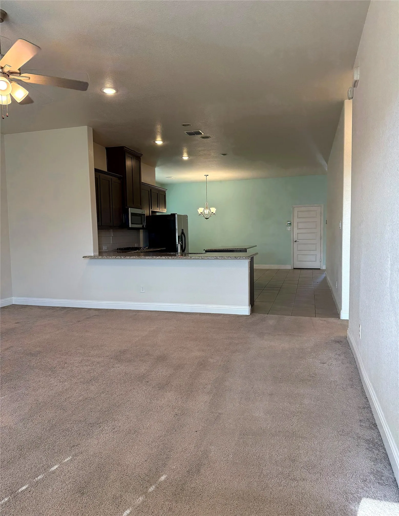 Single Family Residence For Rent in Tarrant County , 7304 Snyder Lane, Arlington, Texas 76002, 4 Bedroom, 2 Bathroom, 2 Garage spaces, 2,137 Sqft, built in 2021, mls#21388965, Real Estate Agent in Arlington, Homes For Rent in Tarrant county, Homes For Rent in Arlington, Realtor in Arlington Texas, Real Estate Brokerage Independent Realty Texas, Luminita Cordes Realtor