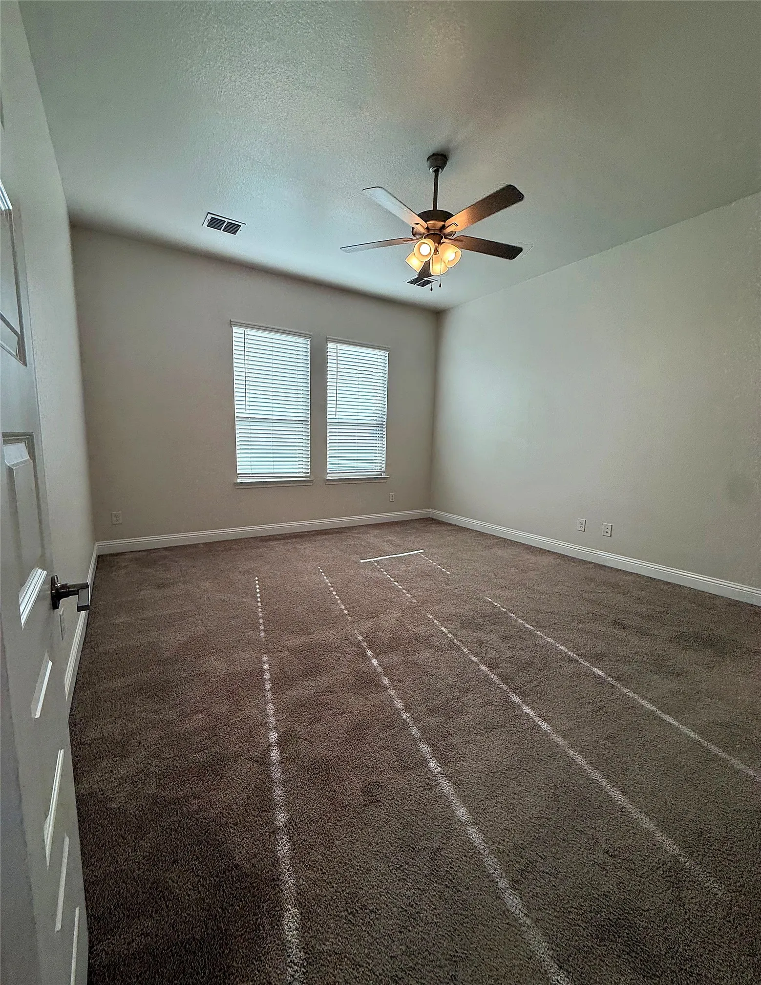 Single Family Residence For Rent in Tarrant County , 7304 Snyder Lane, Arlington, Texas 76002, 4 Bedroom, 2 Bathroom, 2 Garage spaces, 2,137 Sqft, built in 2021, mls#21388965, Real Estate Agent in Arlington, Homes For Rent in Tarrant county, Homes For Rent in Arlington, Realtor in Arlington Texas, Real Estate Brokerage Independent Realty Texas, Luminita Cordes Realtor