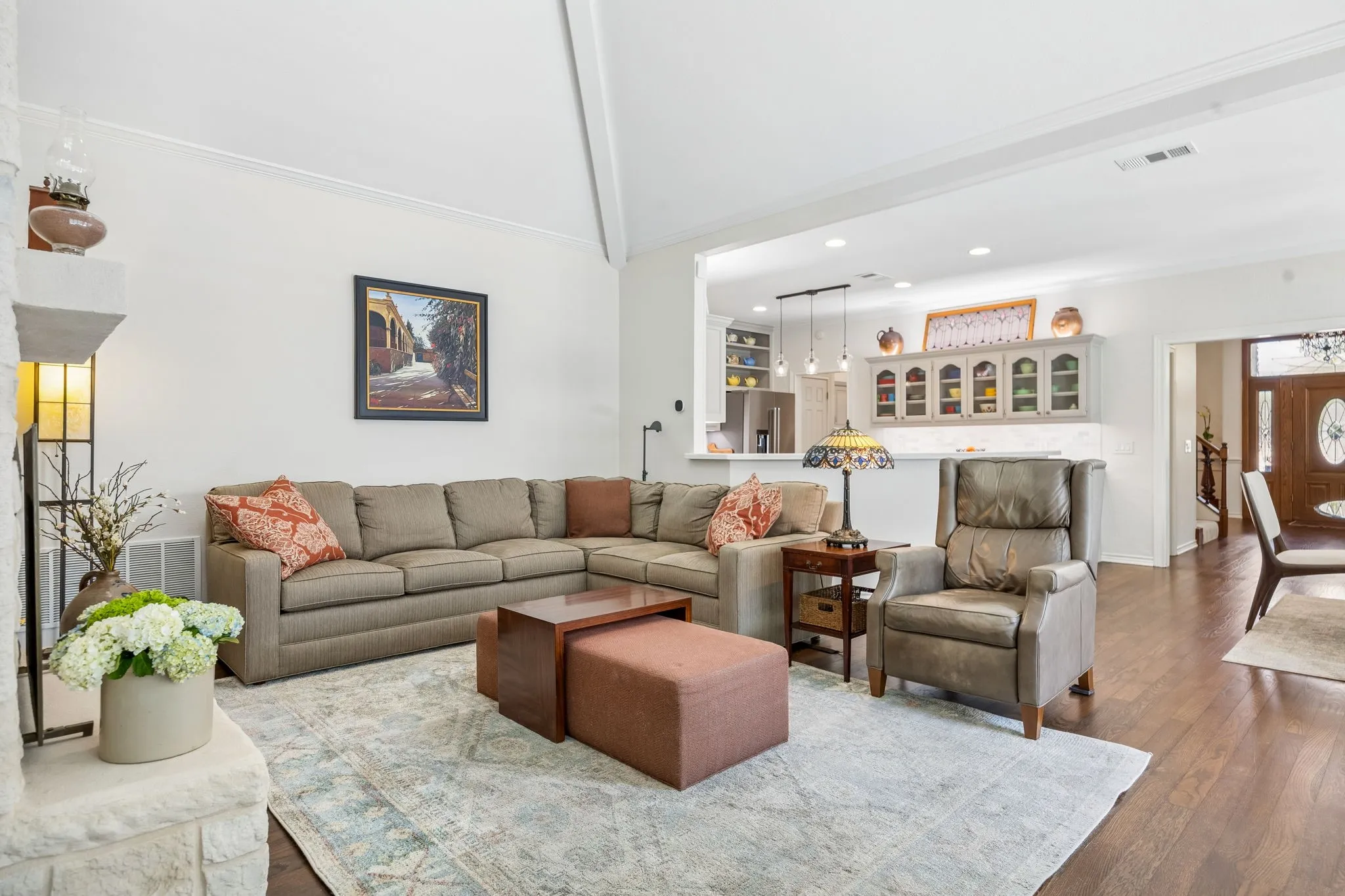 Single Family Residence For Sale in Collin County , 5916 Richwater Drive, Dallas, Texas 75252, 3 Bedroom, 3 Bathroom, 2 Garage spaces, 2,972 Sqft, built in 1986, mls#21375818, Real Estate Agent in Dallas, Homes For Sale in Collin county, Homes For Sale in Dallas, Realtor in Dallas Texas, Real Estate Brokerage Independent Realty Texas, Luminita Cordes Realtor