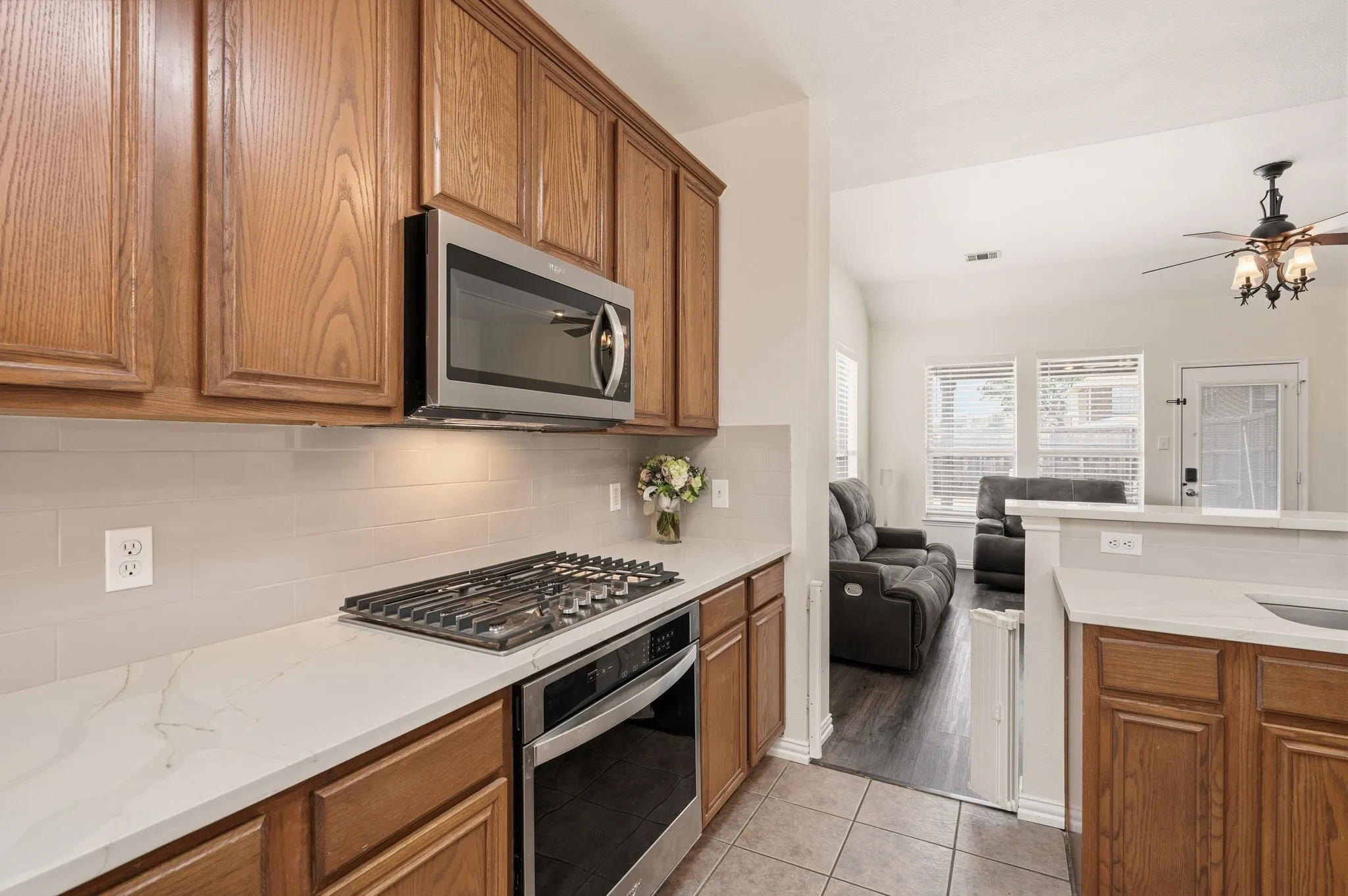 Single Family Residence For Sale in Denton County , 6528 Stewart Boulevard, The Colony, Texas 75056, 4 Bedroom, 3 Bathroom, 2 Garage spaces, 3,007 Sqft, built in 2002, mls#21388966, Real Estate Agent in The Colony, Homes For Sale in Denton county, Homes For Sale in The Colony, Realtor in The Colony Texas, Real Estate Brokerage Independent Realty Texas, Luminita Cordes Realtor