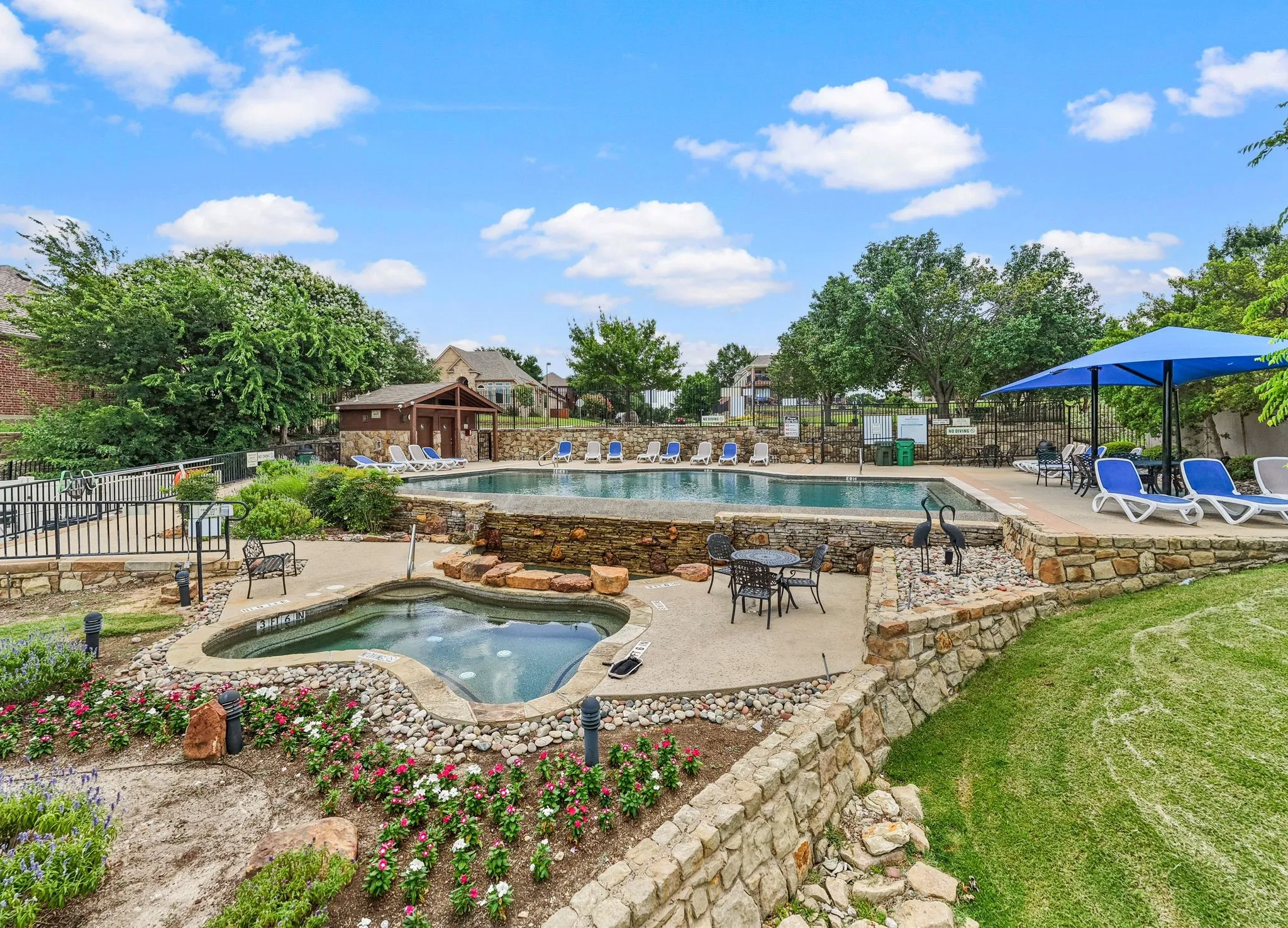 Single Family Residence For Sale in Denton County , 6528 Stewart Boulevard, The Colony, Texas 75056, 4 Bedroom, 3 Bathroom, 2 Garage spaces, 3,007 Sqft, built in 2002, mls#21388966, Real Estate Agent in The Colony, Homes For Sale in Denton county, Homes For Sale in The Colony, Realtor in The Colony Texas, Real Estate Brokerage Independent Realty Texas, Luminita Cordes Realtor