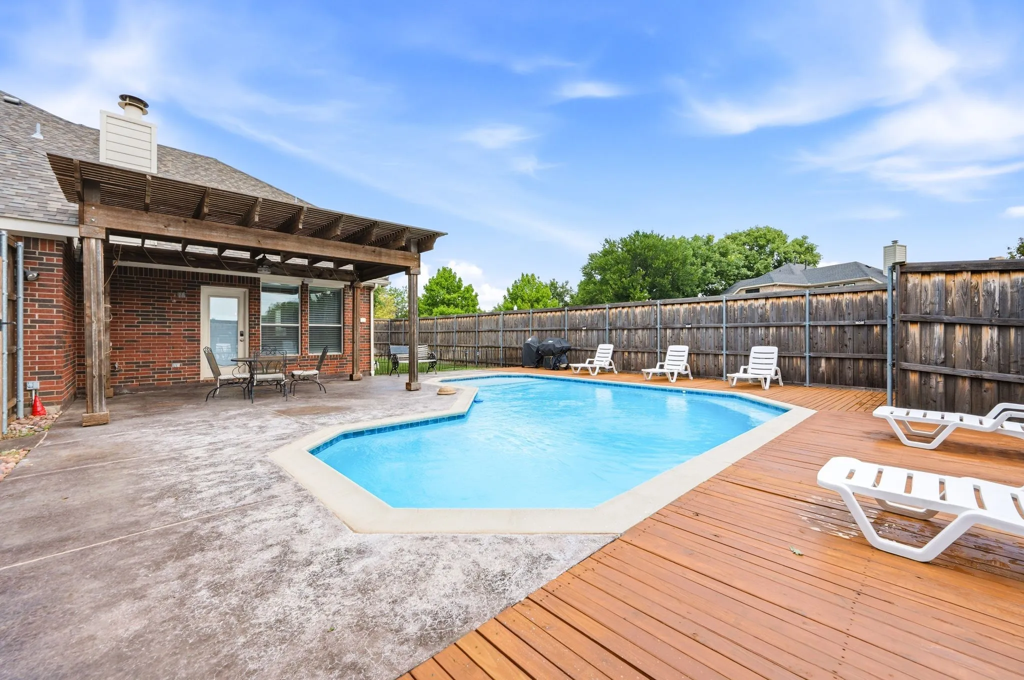 Single Family Residence For Sale in Denton County , 6528 Stewart Boulevard, The Colony, Texas 75056, 4 Bedroom, 3 Bathroom, 2 Garage spaces, 3,007 Sqft, built in 2002, mls#21388966, Real Estate Agent in The Colony, Homes For Sale in Denton county, Homes For Sale in The Colony, Realtor in The Colony Texas, Real Estate Brokerage Independent Realty Texas, Luminita Cordes Realtor