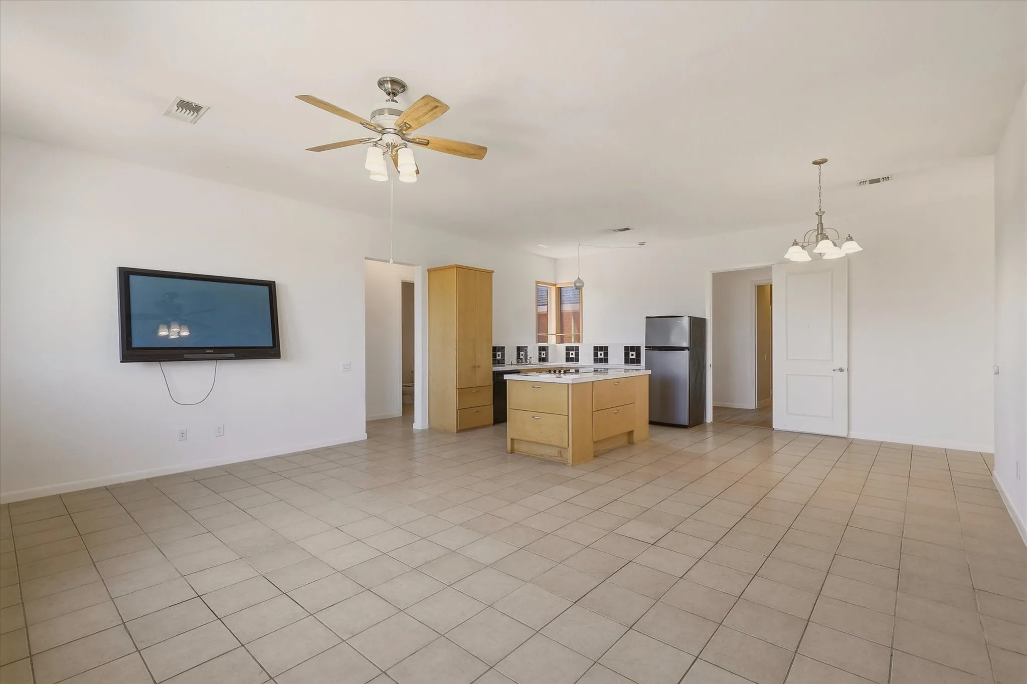 Single Family Residence For Sale in Collin County , 1150 Scarlett Drive, Lucas, Texas 75002, 5 Bedroom, 6 Bathroom, 5 Garage spaces, 4,734 Sqft, built in 2003, mls#21387400, Real Estate Agent in Lucas, Homes For Sale in Collin county, Homes For Sale in Lucas, Realtor in Lucas Texas, Real Estate Brokerage Independent Realty Texas, Luminita Cordes Realtor