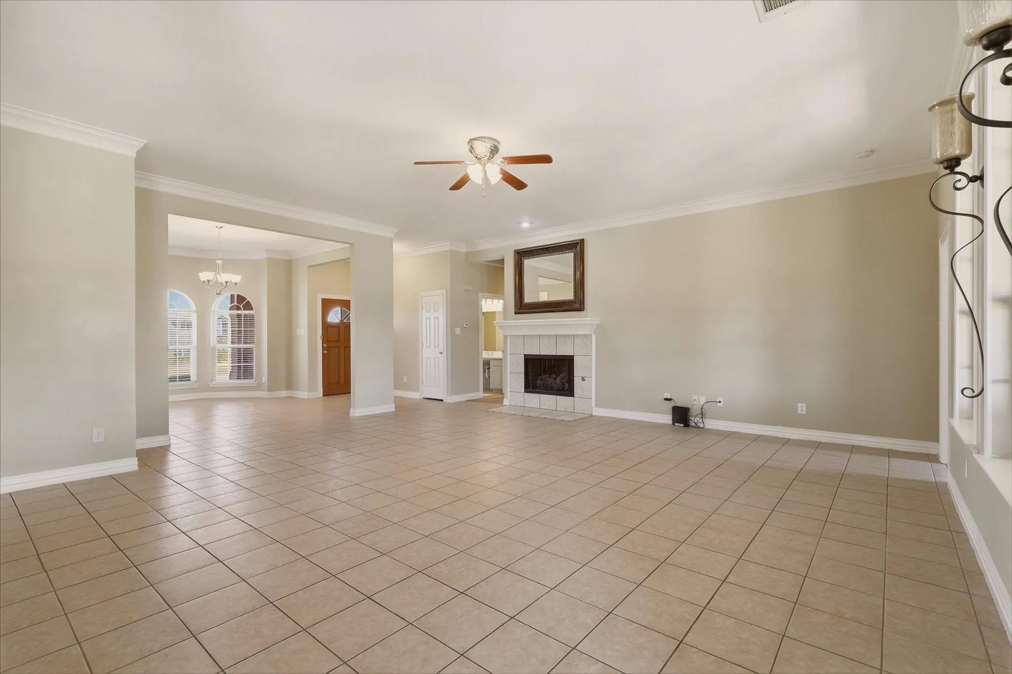 Single Family Residence For Sale in Collin County , 1150 Scarlett Drive, Lucas, Texas 75002, 5 Bedroom, 6 Bathroom, 5 Garage spaces, 4,734 Sqft, built in 2003, mls#21387400, Real Estate Agent in Lucas, Homes For Sale in Collin county, Homes For Sale in Lucas, Realtor in Lucas Texas, Real Estate Brokerage Independent Realty Texas, Luminita Cordes Realtor