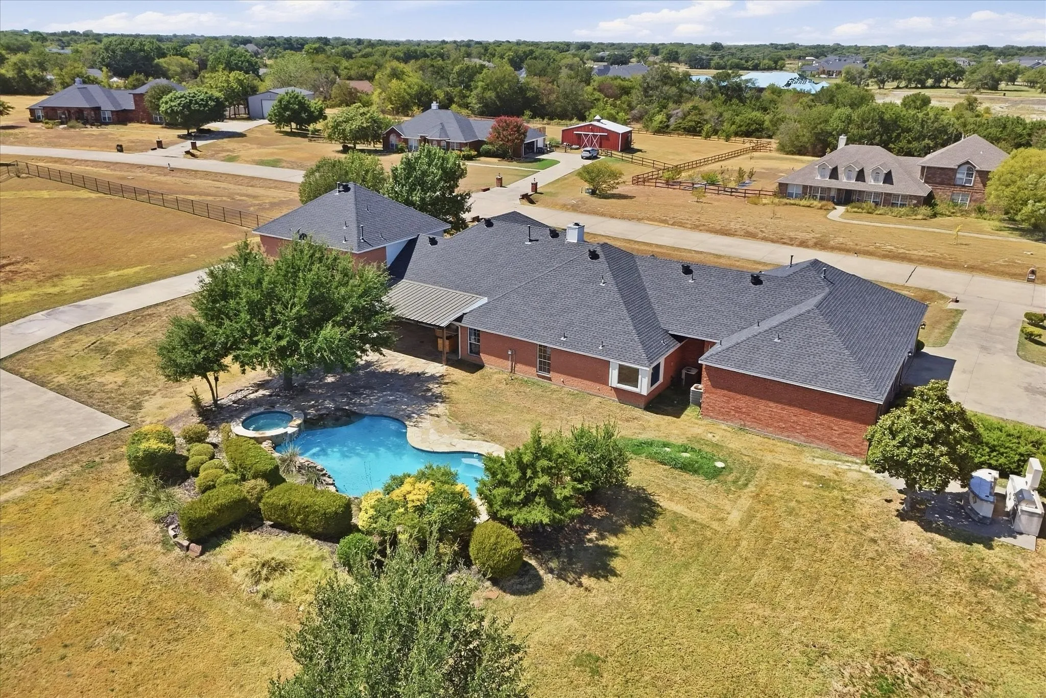 Single Family Residence For Sale in Collin County , 1150 Scarlett Drive, Lucas, Texas 75002, 5 Bedroom, 6 Bathroom, 5 Garage spaces, 4,734 Sqft, built in 2003, mls#21387400, Real Estate Agent in Lucas, Homes For Sale in Collin county, Homes For Sale in Lucas, Realtor in Lucas Texas, Real Estate Brokerage Independent Realty Texas, Luminita Cordes Realtor