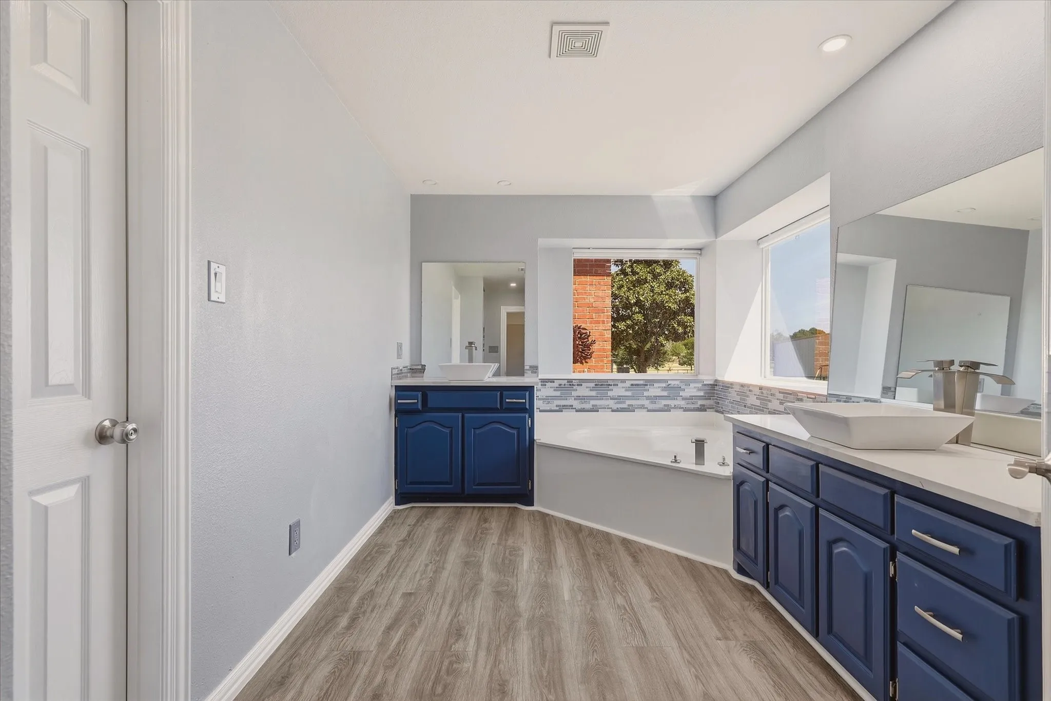 Single Family Residence For Sale in Collin County , 1150 Scarlett Drive, Lucas, Texas 75002, 5 Bedroom, 6 Bathroom, 5 Garage spaces, 4,734 Sqft, built in 2003, mls#21387400, Real Estate Agent in Lucas, Homes For Sale in Collin county, Homes For Sale in Lucas, Realtor in Lucas Texas, Real Estate Brokerage Independent Realty Texas, Luminita Cordes Realtor