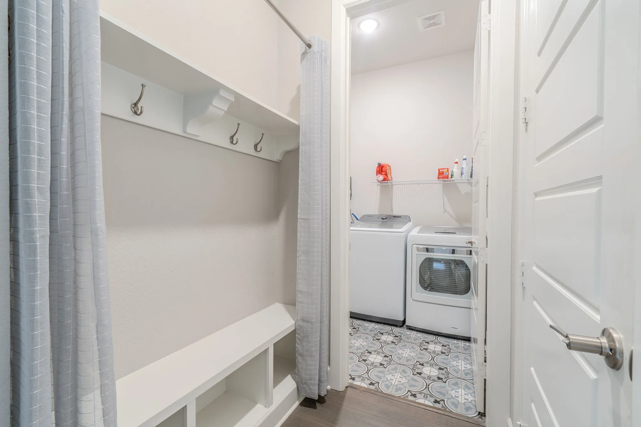 Single Family Residence For Sale in Denton County , 4945 Campbeltown Drive, Flower Mound, Texas 75028, 4 Bedroom, 3 Bathroom, 3 Garage spaces, 2,739 Sqft, built in 2020, mls#21368203, Real Estate Agent in Flower Mound, Homes For Sale in Denton county, Homes For Sale in Flower Mound, Realtor in Flower Mound Texas, Real Estate Brokerage Independent Realty Texas, Luminita Cordes Realtor