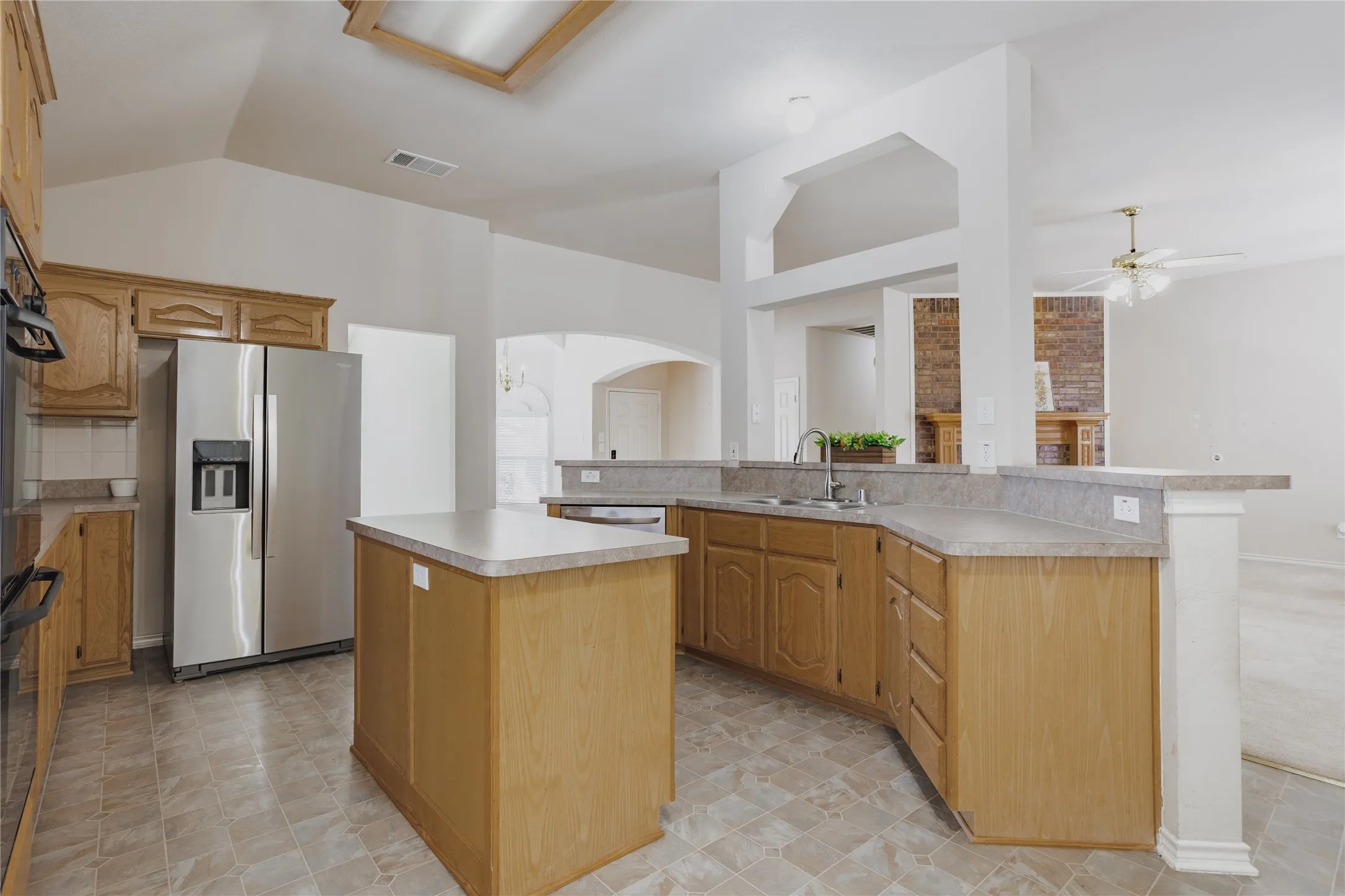 Single Family Residence For Sale in Collin County , 1606 Autumn Glen Court, Wylie, Texas 75098, 4 Bedroom, 3 Bathroom, 2 Garage spaces, 2,748 Sqft, built in 2003, mls#21386953, Real Estate Agent in Wylie, Homes For Sale in Collin county, Homes For Sale in Wylie, Realtor in Wylie Texas, Real Estate Brokerage Independent Realty Texas, Luminita Cordes Realtor