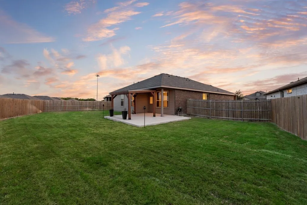 Single Family Residence For Sale in Tarrant County , 9621 Catclaw Terrace, Fort Worth, Texas 76036, 4 Bedroom, 2 Bathroom, 2 Garage spaces, 1,737 Sqft, built in 2023, mls#21382588, Real Estate Agent in Fort Worth, Homes For Sale in Tarrant county, Homes For Sale in Fort Worth, Realtor in Fort Worth Texas, Real Estate Brokerage Independent Realty Texas, Luminita Cordes Realtor