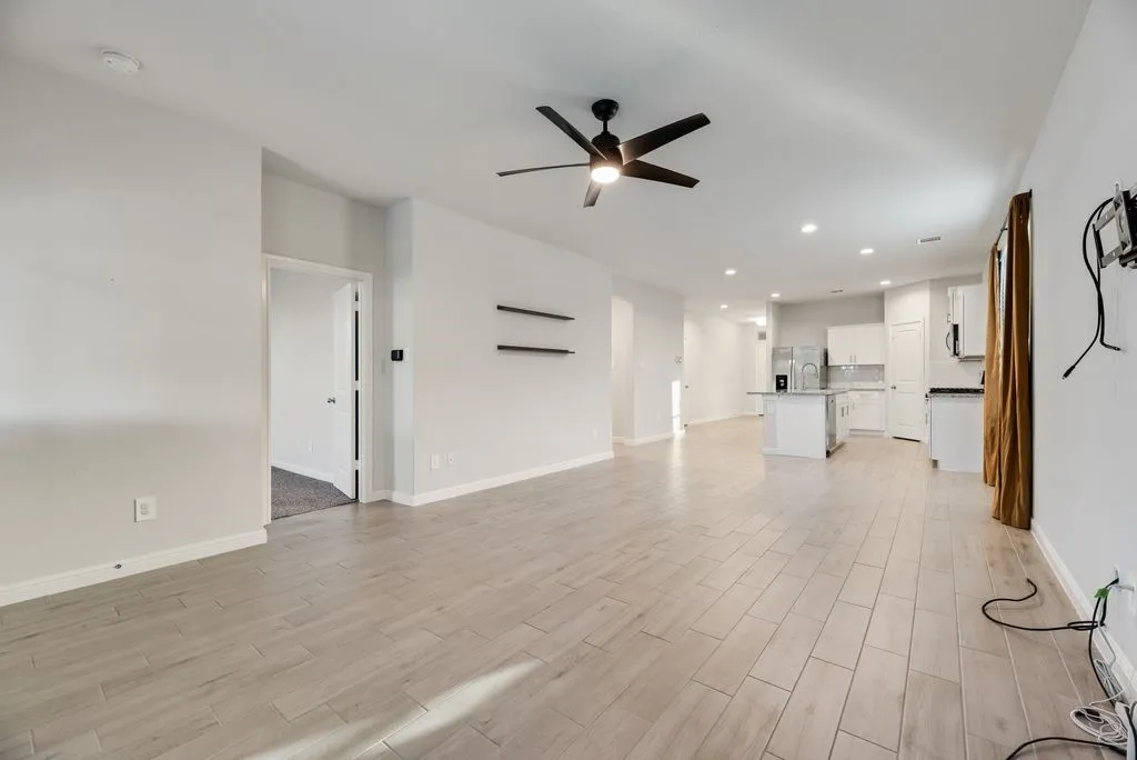 Single Family Residence For Sale in Tarrant County , 9621 Catclaw Terrace, Fort Worth, Texas 76036, 4 Bedroom, 2 Bathroom, 2 Garage spaces, 1,737 Sqft, built in 2023, mls#21382588, Real Estate Agent in Fort Worth, Homes For Sale in Tarrant county, Homes For Sale in Fort Worth, Realtor in Fort Worth Texas, Real Estate Brokerage Independent Realty Texas, Luminita Cordes Realtor