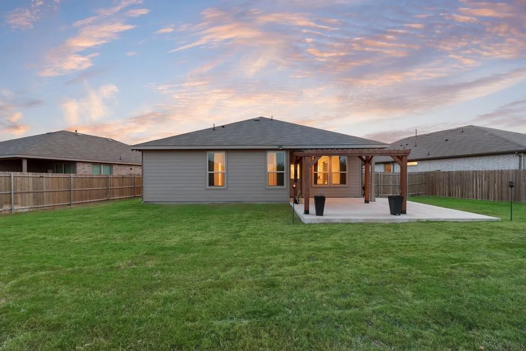 Single Family Residence For Sale in Tarrant County , 9621 Catclaw Terrace, Fort Worth, Texas 76036, 4 Bedroom, 2 Bathroom, 2 Garage spaces, 1,737 Sqft, built in 2023, mls#21382588, Real Estate Agent in Fort Worth, Homes For Sale in Tarrant county, Homes For Sale in Fort Worth, Realtor in Fort Worth Texas, Real Estate Brokerage Independent Realty Texas, Luminita Cordes Realtor