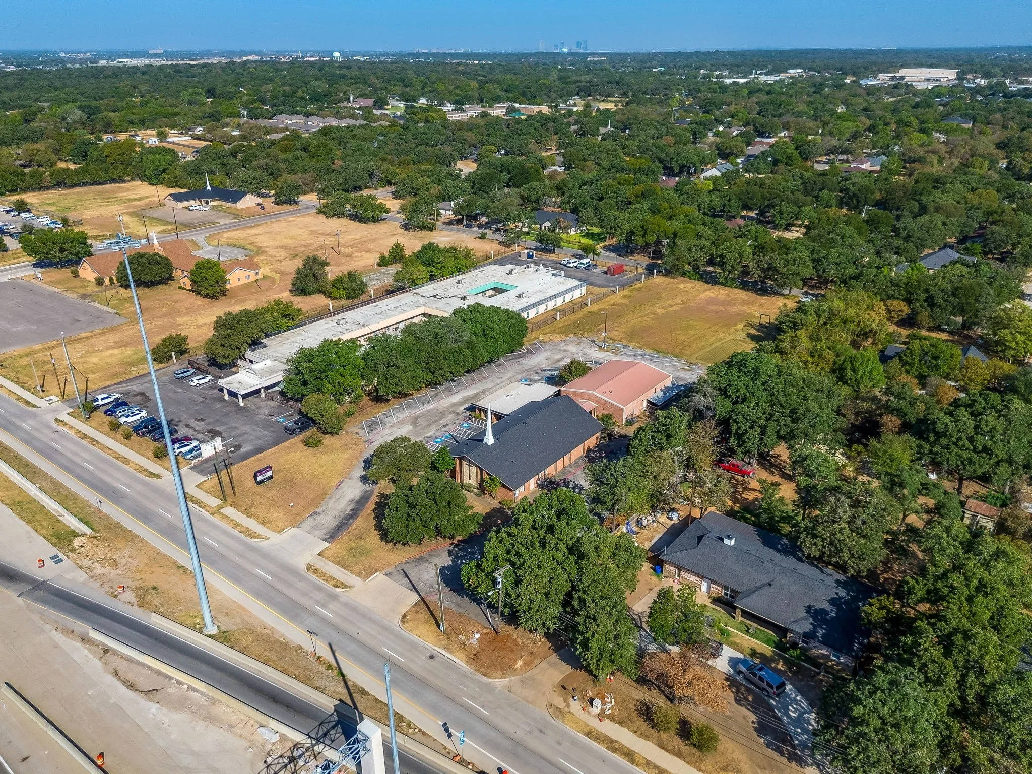 Office For Sale in Tarrant County , 4615 E California Parkway, Forest Hill, Texas 76119, 0, 0, Garage spaces, 0 Sqft, built in 1977, mls#21387777, Real Estate Agent in Forest Hill, Homes For Sale in Tarrant county, Homes For Sale in Forest Hill, Realtor in Forest Hill Texas, Real Estate Brokerage Independent Realty Texas, Luminita Cordes Realtor