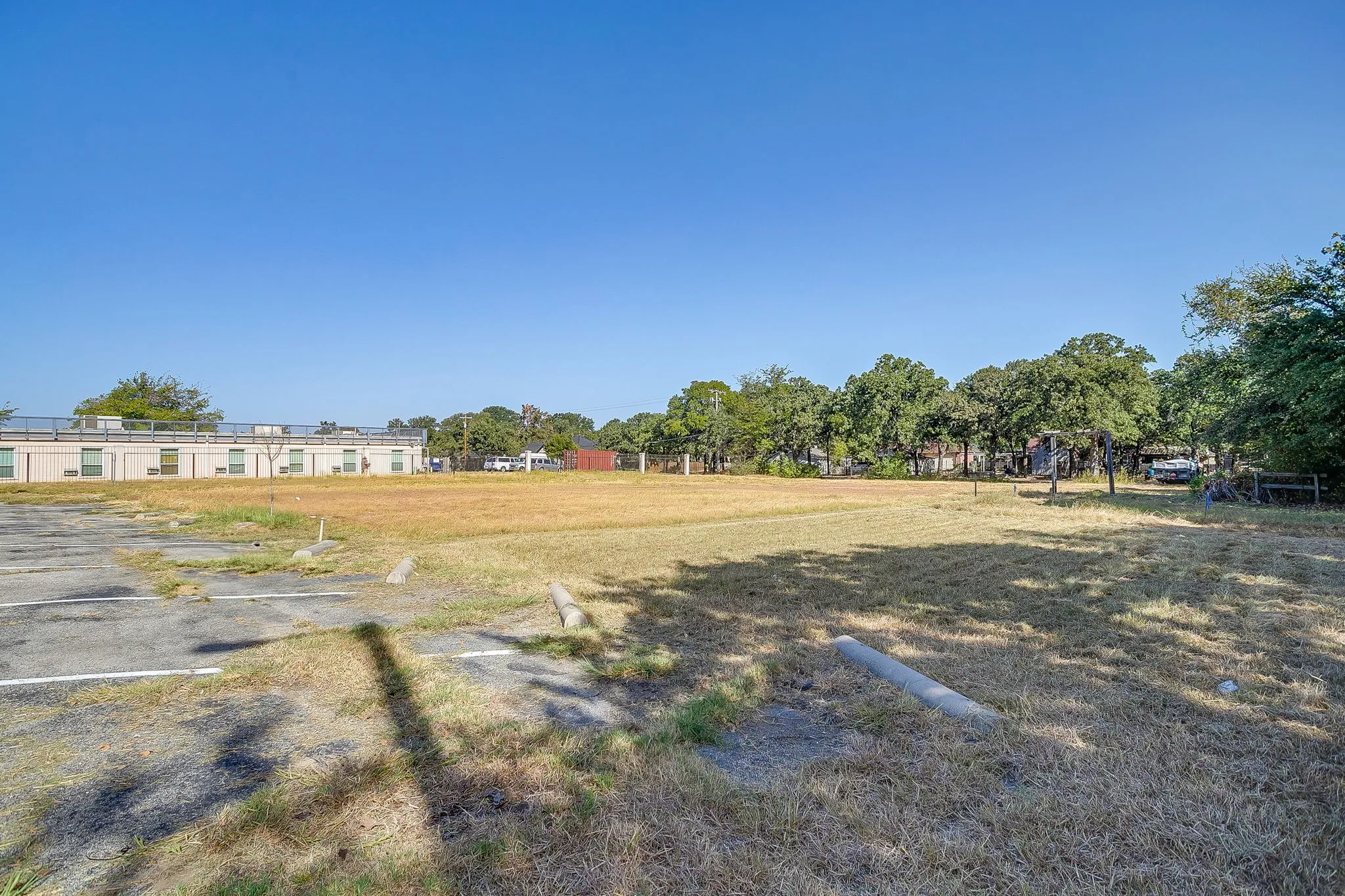 Office For Sale in Tarrant County , 4615 E California Parkway, Forest Hill, Texas 76119, 0, 0, Garage spaces, 0 Sqft, built in 1977, mls#21387777, Real Estate Agent in Forest Hill, Homes For Sale in Tarrant county, Homes For Sale in Forest Hill, Realtor in Forest Hill Texas, Real Estate Brokerage Independent Realty Texas, Luminita Cordes Realtor