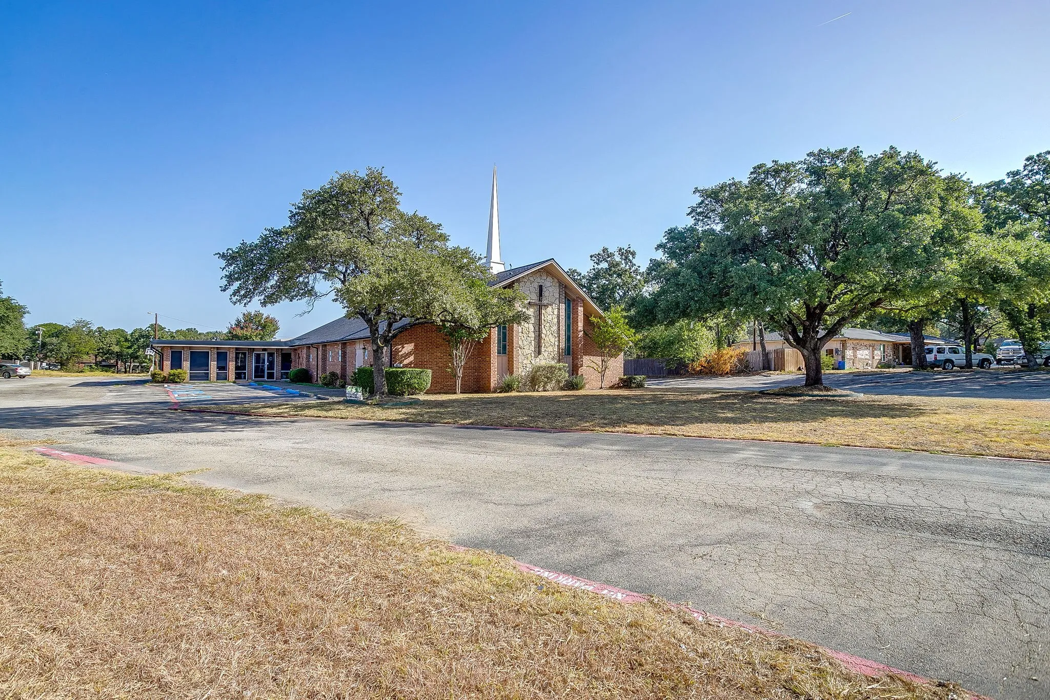 Office For Sale in Tarrant County , 4615 E California Parkway, Forest Hill, Texas 76119, 0, 0, Garage spaces, 0 Sqft, built in 1977, mls#21387777, Real Estate Agent in Forest Hill, Homes For Sale in Tarrant county, Homes For Sale in Forest Hill, Realtor in Forest Hill Texas, Real Estate Brokerage Independent Realty Texas, Luminita Cordes Realtor