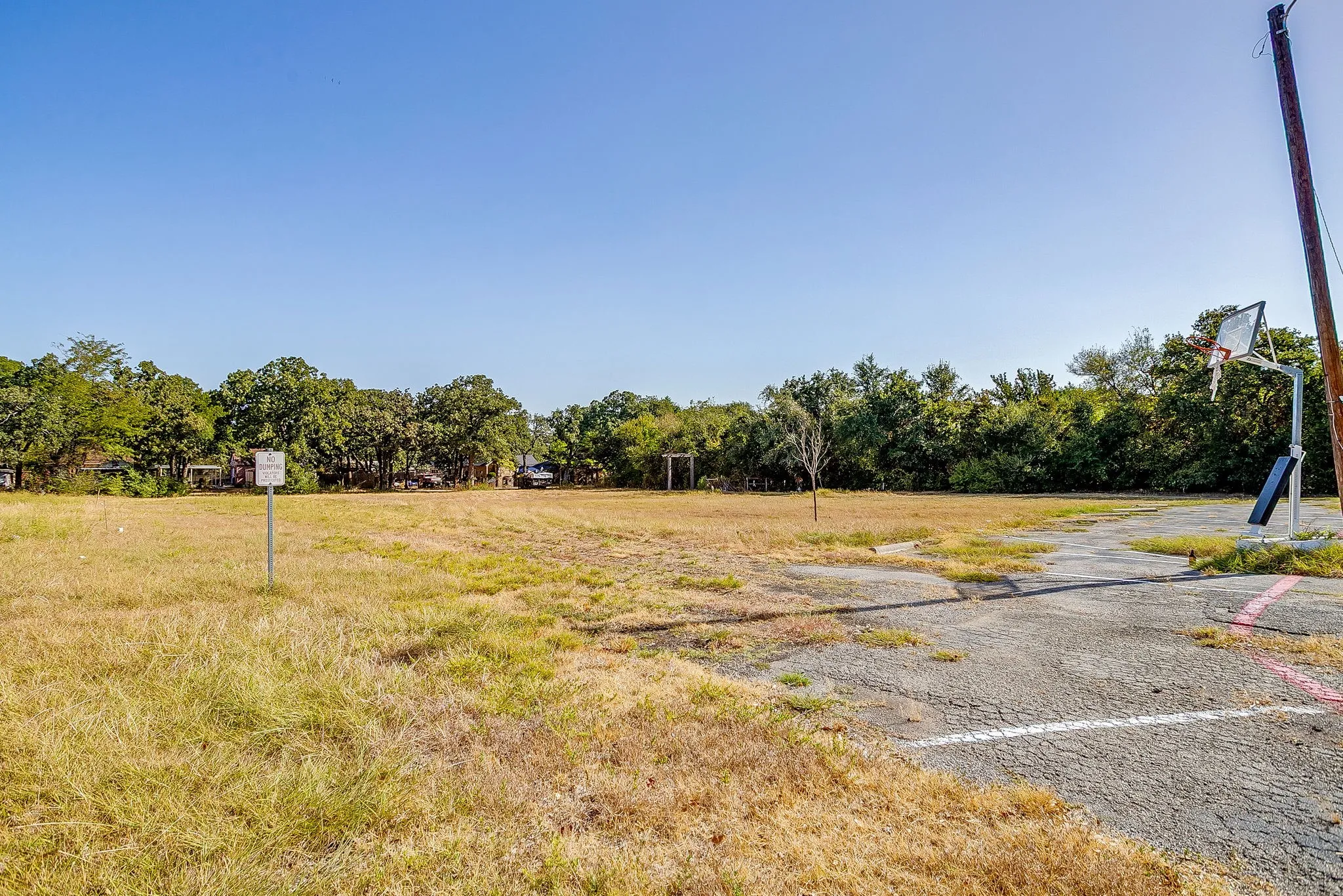 Office For Sale in Tarrant County , 4615 E California Parkway, Forest Hill, Texas 76119, 0, 0, Garage spaces, 0 Sqft, built in 1977, mls#21387777, Real Estate Agent in Forest Hill, Homes For Sale in Tarrant county, Homes For Sale in Forest Hill, Realtor in Forest Hill Texas, Real Estate Brokerage Independent Realty Texas, Luminita Cordes Realtor