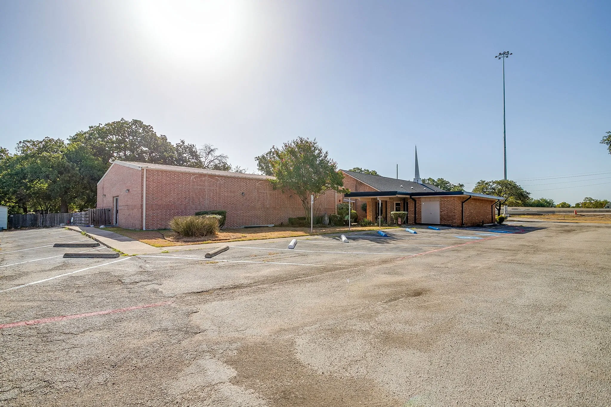 Office For Sale in Tarrant County , 4615 E California Parkway, Forest Hill, Texas 76119, 0, 0, Garage spaces, 0 Sqft, built in 1977, mls#21387777, Real Estate Agent in Forest Hill, Homes For Sale in Tarrant county, Homes For Sale in Forest Hill, Realtor in Forest Hill Texas, Real Estate Brokerage Independent Realty Texas, Luminita Cordes Realtor