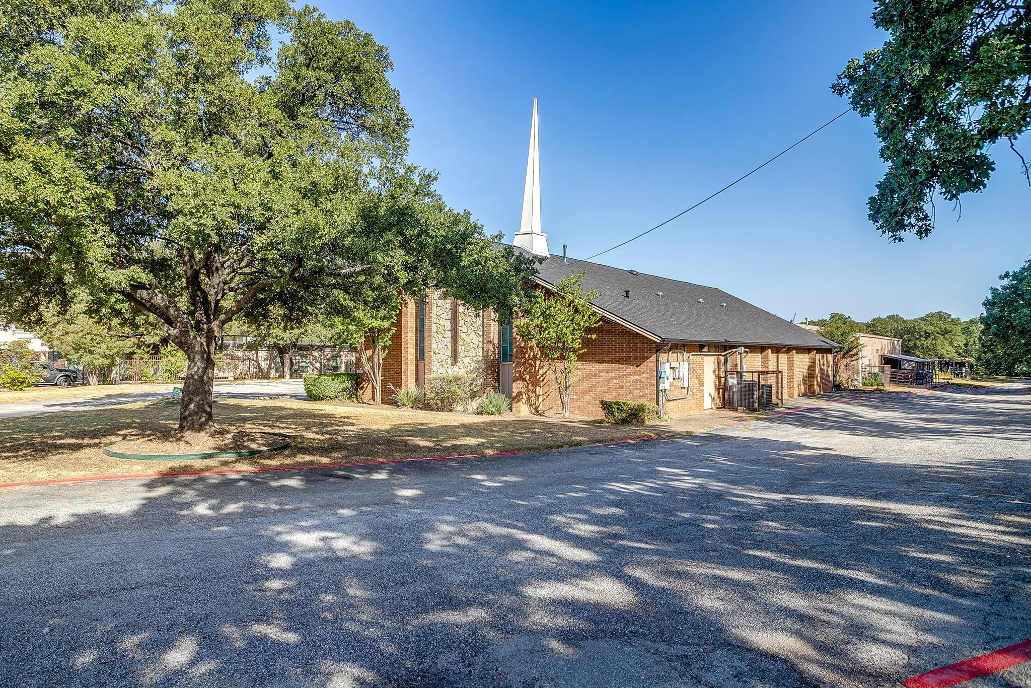 Office For Sale in Tarrant County , 4615 E California Parkway, Forest Hill, Texas 76119, 0, 0, Garage spaces, 0 Sqft, built in 1977, mls#21387777, Real Estate Agent in Forest Hill, Homes For Sale in Tarrant county, Homes For Sale in Forest Hill, Realtor in Forest Hill Texas, Real Estate Brokerage Independent Realty Texas, Luminita Cordes Realtor