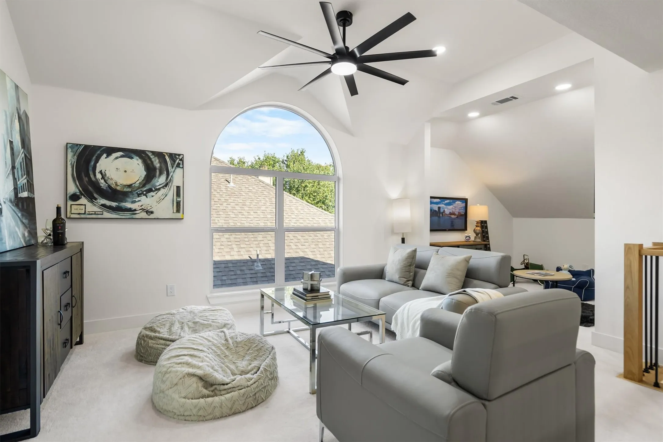 Single Family Residence For Sale in Collin County , 2706 Summerwood Court, Mc Kinney, Texas 75072, 4 Bedroom, 3 Bathroom, 2 Garage spaces, 3,040 Sqft, built in 1993, mls#21388520, Real Estate Agent in Mc Kinney, Homes For Sale in Collin county, Homes For Sale in Mc Kinney, Realtor in Mc Kinney Texas, Real Estate Brokerage Independent Realty Texas, Luminita Cordes Realtor