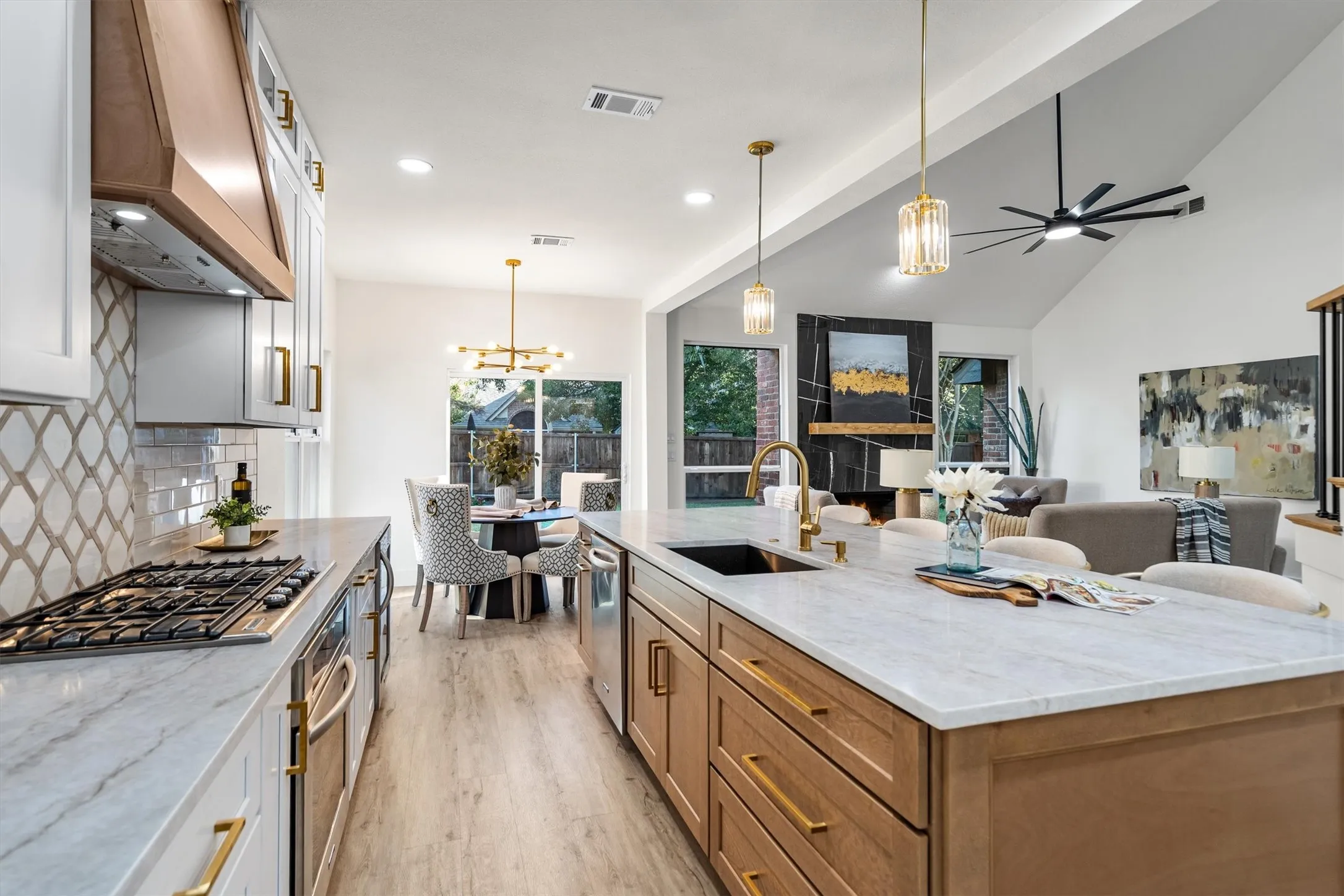 Single Family Residence For Sale in Collin County , 2706 Summerwood Court, Mc Kinney, Texas 75072, 4 Bedroom, 3 Bathroom, 2 Garage spaces, 3,040 Sqft, built in 1993, mls#21388520, Real Estate Agent in Mc Kinney, Homes For Sale in Collin county, Homes For Sale in Mc Kinney, Realtor in Mc Kinney Texas, Real Estate Brokerage Independent Realty Texas, Luminita Cordes Realtor