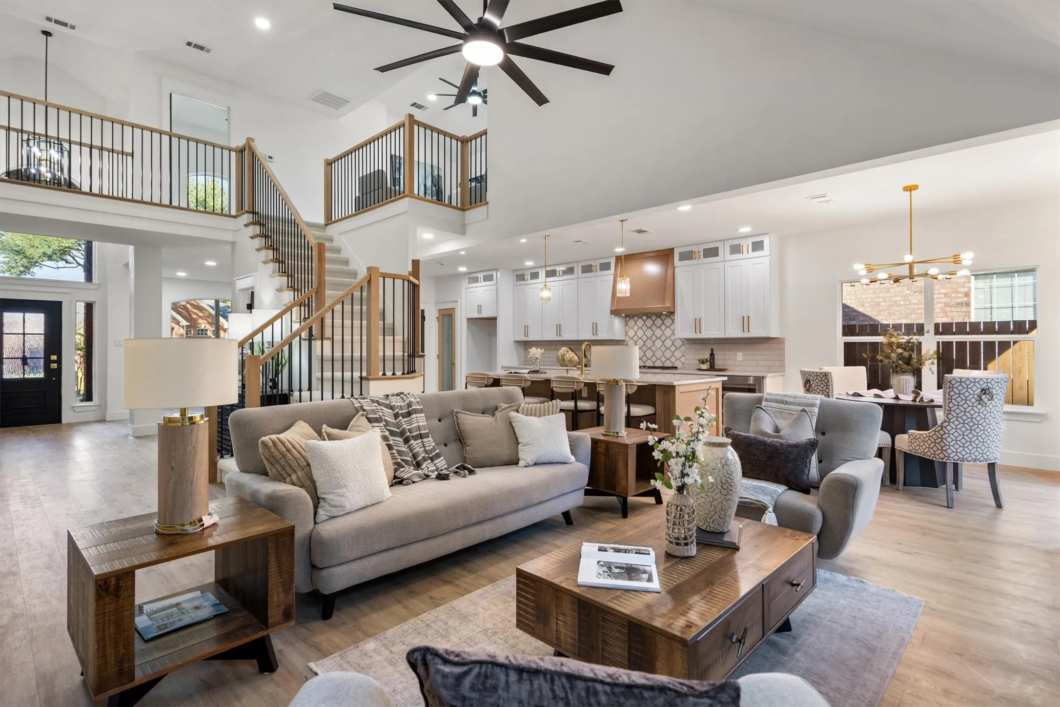 Single Family Residence For Sale in Collin County , 2706 Summerwood Court, Mc Kinney, Texas 75072, 4 Bedroom, 3 Bathroom, 2 Garage spaces, 3,040 Sqft, built in 1993, mls#21388520, Real Estate Agent in Mc Kinney, Homes For Sale in Collin county, Homes For Sale in Mc Kinney, Realtor in Mc Kinney Texas, Real Estate Brokerage Independent Realty Texas, Luminita Cordes Realtor