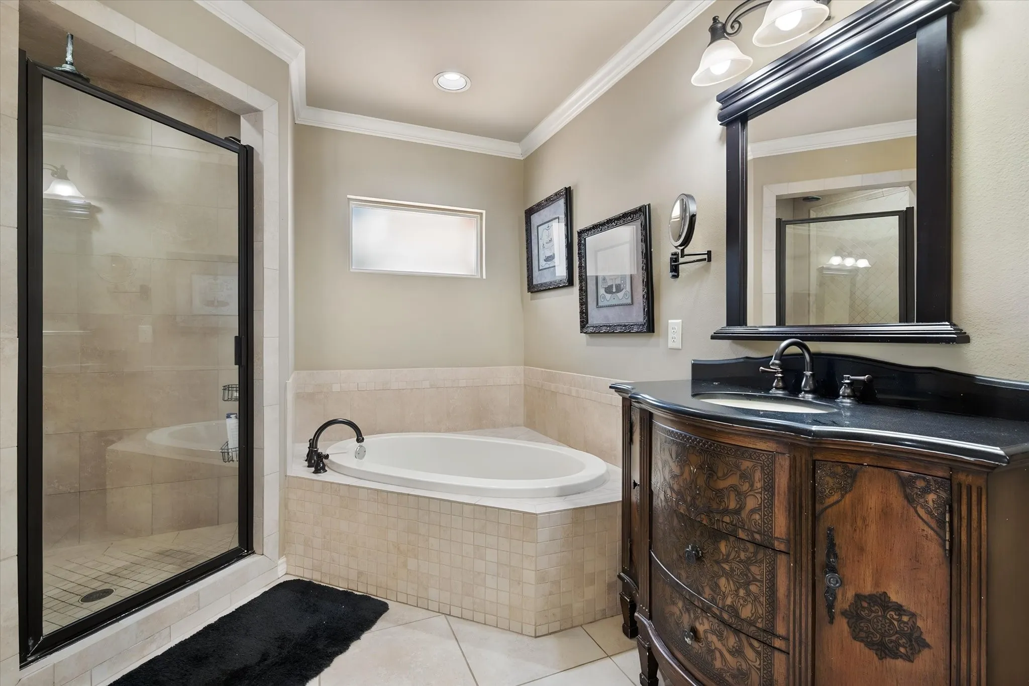 Single Family Residence For Sale in Navarro County , 2001 W Park Avenue, Corsicana, Texas 75110, 4 Bedroom, 3 Bathroom, Garage spaces, 2,460 Sqft, built in 1956, mls#21387379, Real Estate Agent in Corsicana, Homes For Sale in Navarro county, Homes For Sale in Corsicana, Realtor in Corsicana Texas, Real Estate Brokerage Independent Realty Texas, Luminita Cordes Realtor