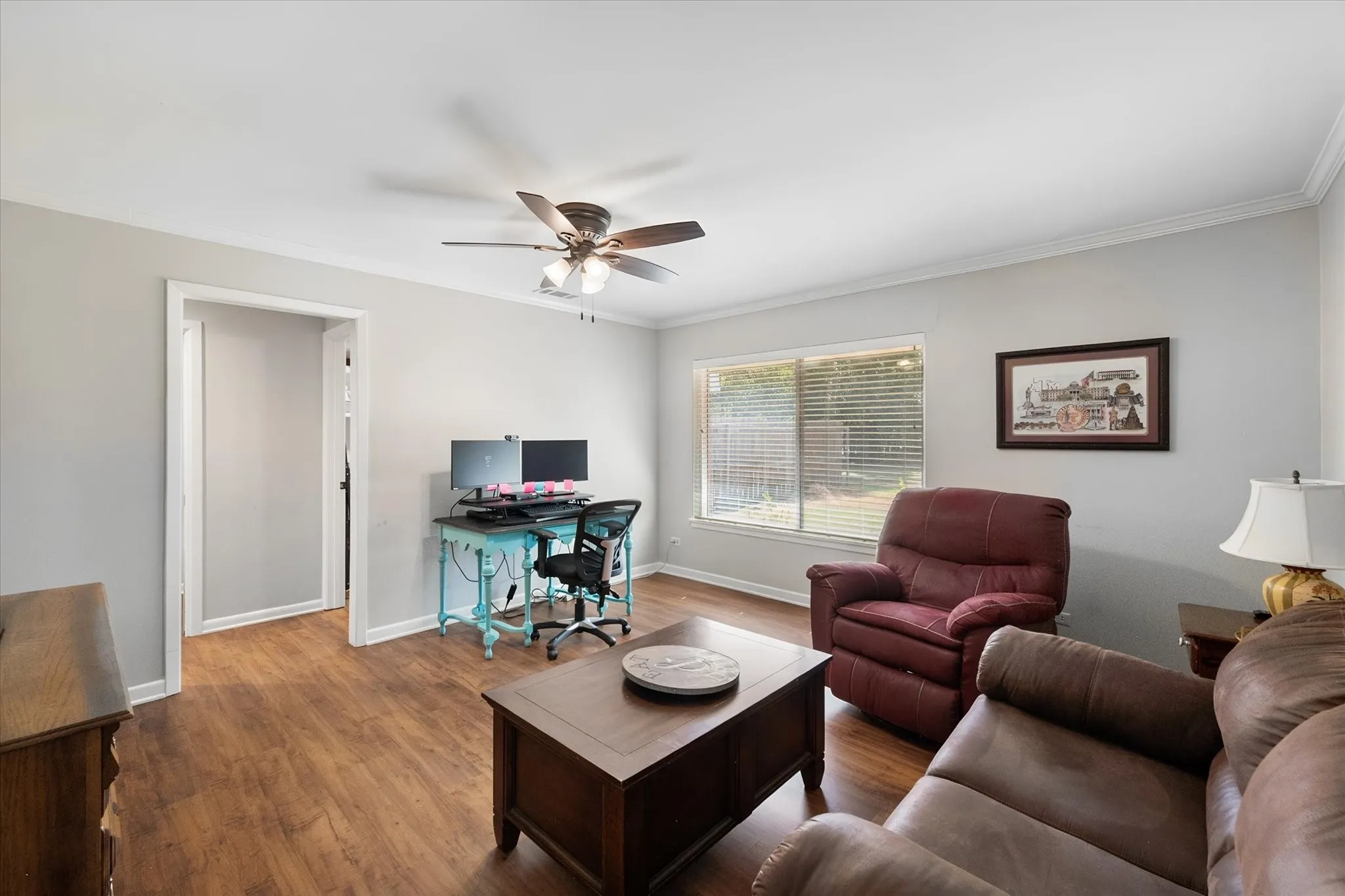 Single Family Residence For Sale in Navarro County , 2001 W Park Avenue, Corsicana, Texas 75110, 4 Bedroom, 3 Bathroom, Garage spaces, 2,460 Sqft, built in 1956, mls#21387379, Real Estate Agent in Corsicana, Homes For Sale in Navarro county, Homes For Sale in Corsicana, Realtor in Corsicana Texas, Real Estate Brokerage Independent Realty Texas, Luminita Cordes Realtor