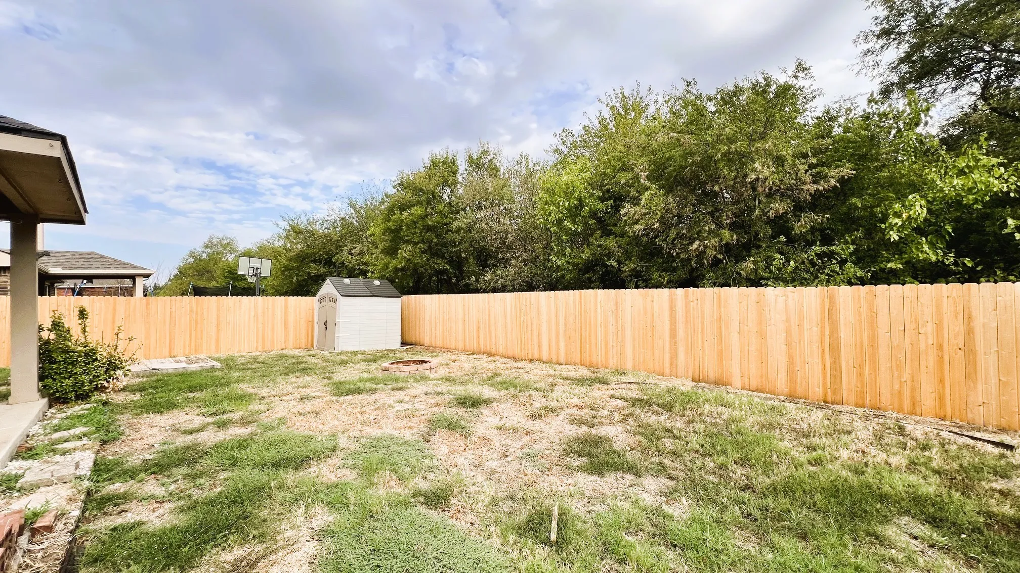 Single Family Residence For Rent in Tarrant County , 909 Penny Royal Court, Arlington, Texas 76002, 3 Bedroom, 2 Bathroom, 2 Garage spaces, 1,924 Sqft, built in 2013, mls#21386800, Real Estate Agent in Arlington, Homes For Rent in Tarrant county, Homes For Rent in Arlington, Realtor in Arlington Texas, Real Estate Brokerage Independent Realty Texas, Luminita Cordes Realtor