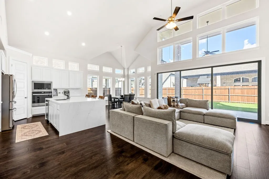 Single Family Residence For Rent in Tarrant County , 7618 Kiowana Court, Grand Prairie, Texas 75054, 4 Bedroom, 3 Bathroom, 3 Garage spaces, 3,836 Sqft, built in 2024, mls#21382537, Real Estate Agent in Grand Prairie, Homes For Rent in Tarrant county, Homes For Rent in Grand Prairie, Realtor in Grand Prairie Texas, Real Estate Brokerage Independent Realty Texas, Luminita Cordes Realtor