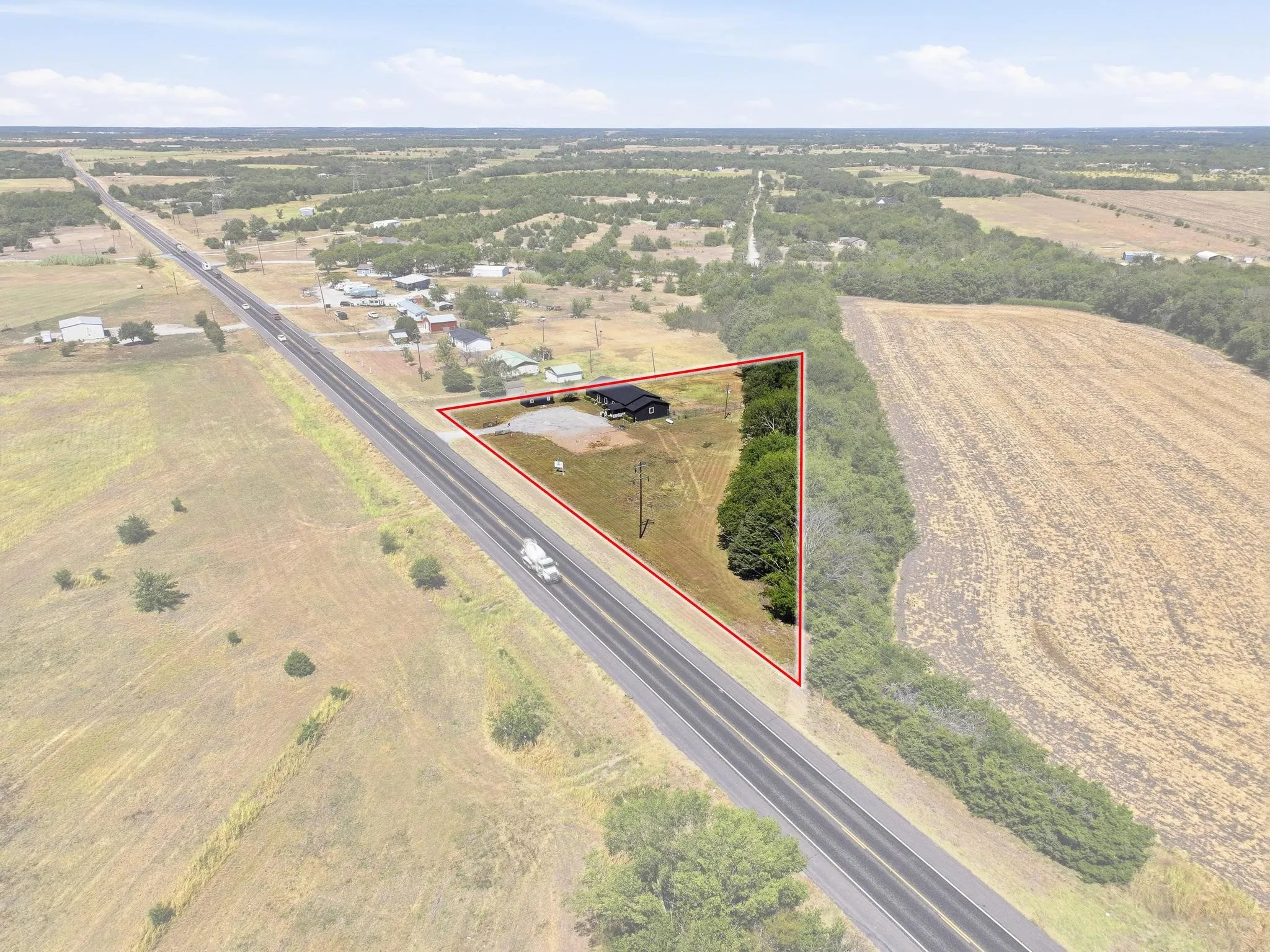 Business For Sale in Fannin County , 11540 US Highway 69, Whitewright, Texas 75491, 0, 0, Garage spaces, 0 Sqft, built in 1999, mls#21381983, Real Estate Agent in Whitewright, Homes For Sale in Fannin county, Homes For Sale in Whitewright, Realtor in Whitewright Texas, Real Estate Brokerage Independent Realty Texas, Luminita Cordes Realtor