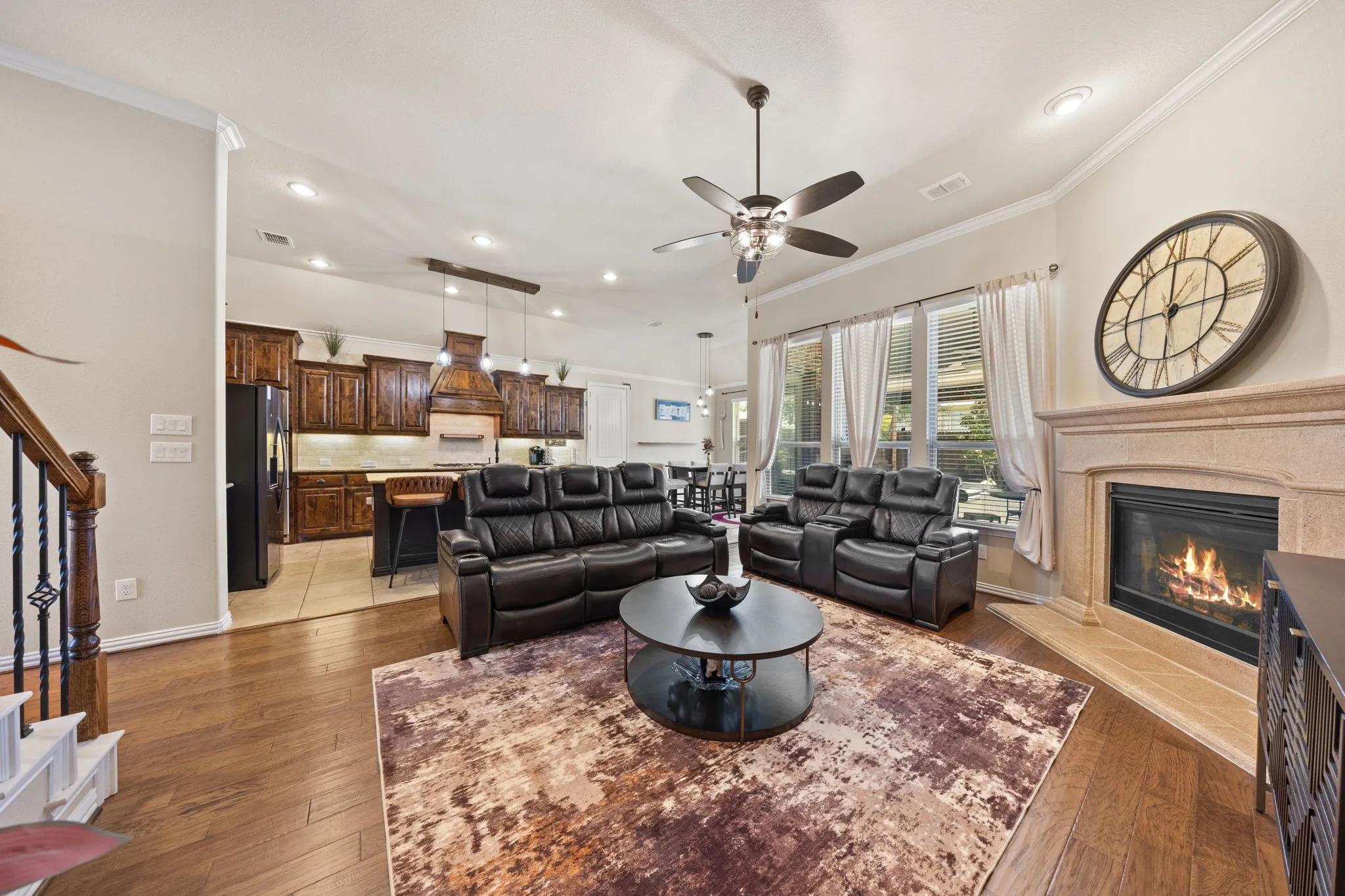 Single Family Residence For Sale in Dallas County , 9902 Clubhouse Circle, Rowlett, Texas 75089, 4 Bedroom, 4 Bathroom, 3 Garage spaces, 2,628 Sqft, built in 2014, mls#21388977, Real Estate Agent in Rowlett, Homes For Sale in Dallas county, Homes For Sale in Rowlett, Realtor in Rowlett Texas, Real Estate Brokerage Independent Realty Texas, Luminita Cordes Realtor