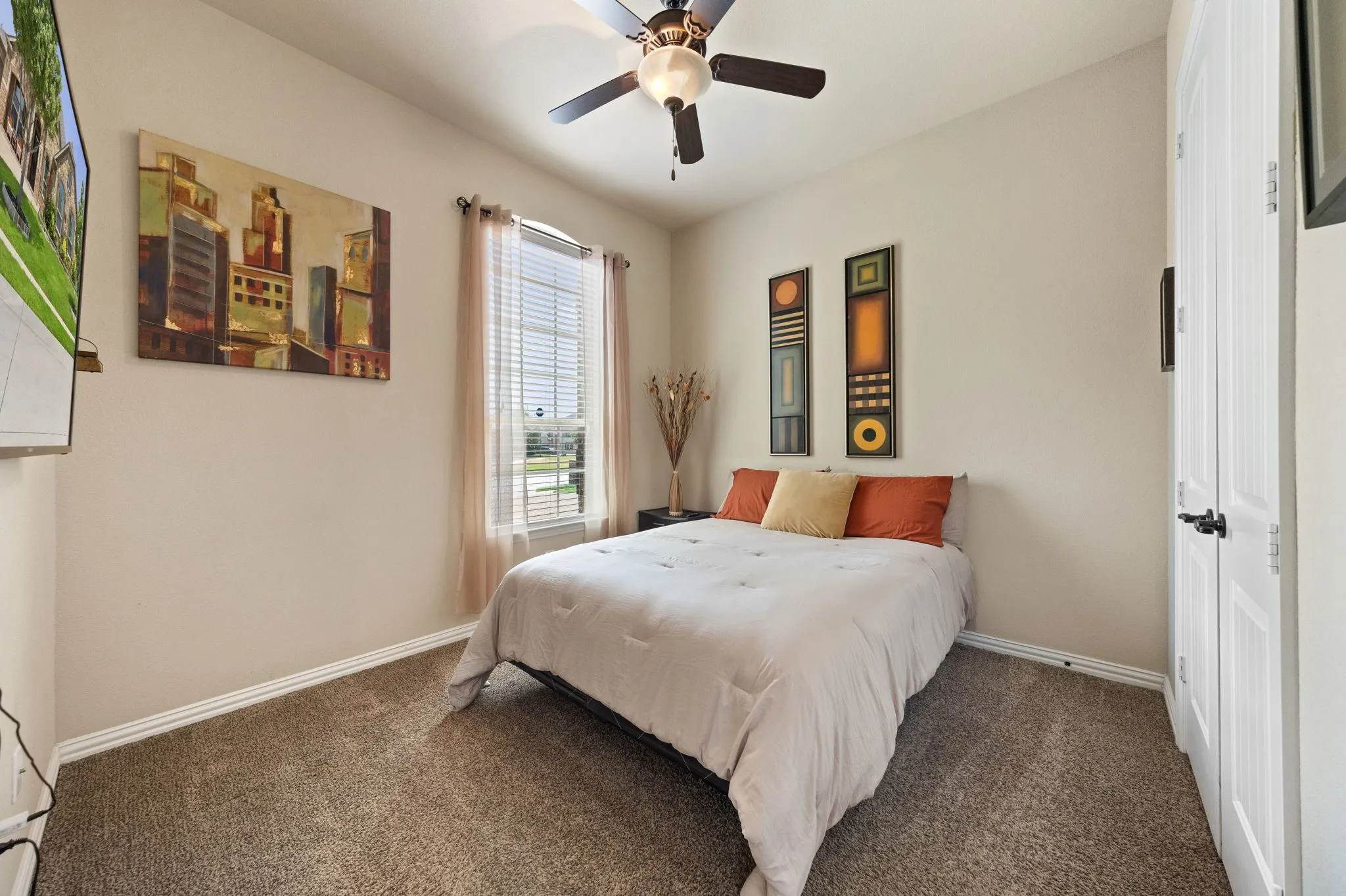 Single Family Residence For Sale in Dallas County , 9902 Clubhouse Circle, Rowlett, Texas 75089, 4 Bedroom, 4 Bathroom, 3 Garage spaces, 2,628 Sqft, built in 2014, mls#21388977, Real Estate Agent in Rowlett, Homes For Sale in Dallas county, Homes For Sale in Rowlett, Realtor in Rowlett Texas, Real Estate Brokerage Independent Realty Texas, Luminita Cordes Realtor