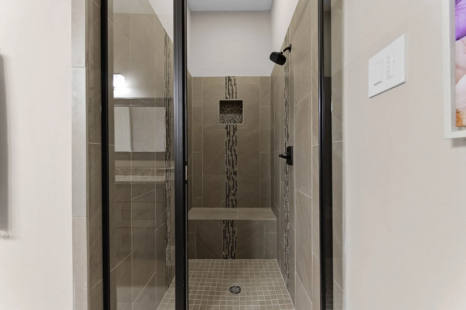 Full bath with shower on the first floor
