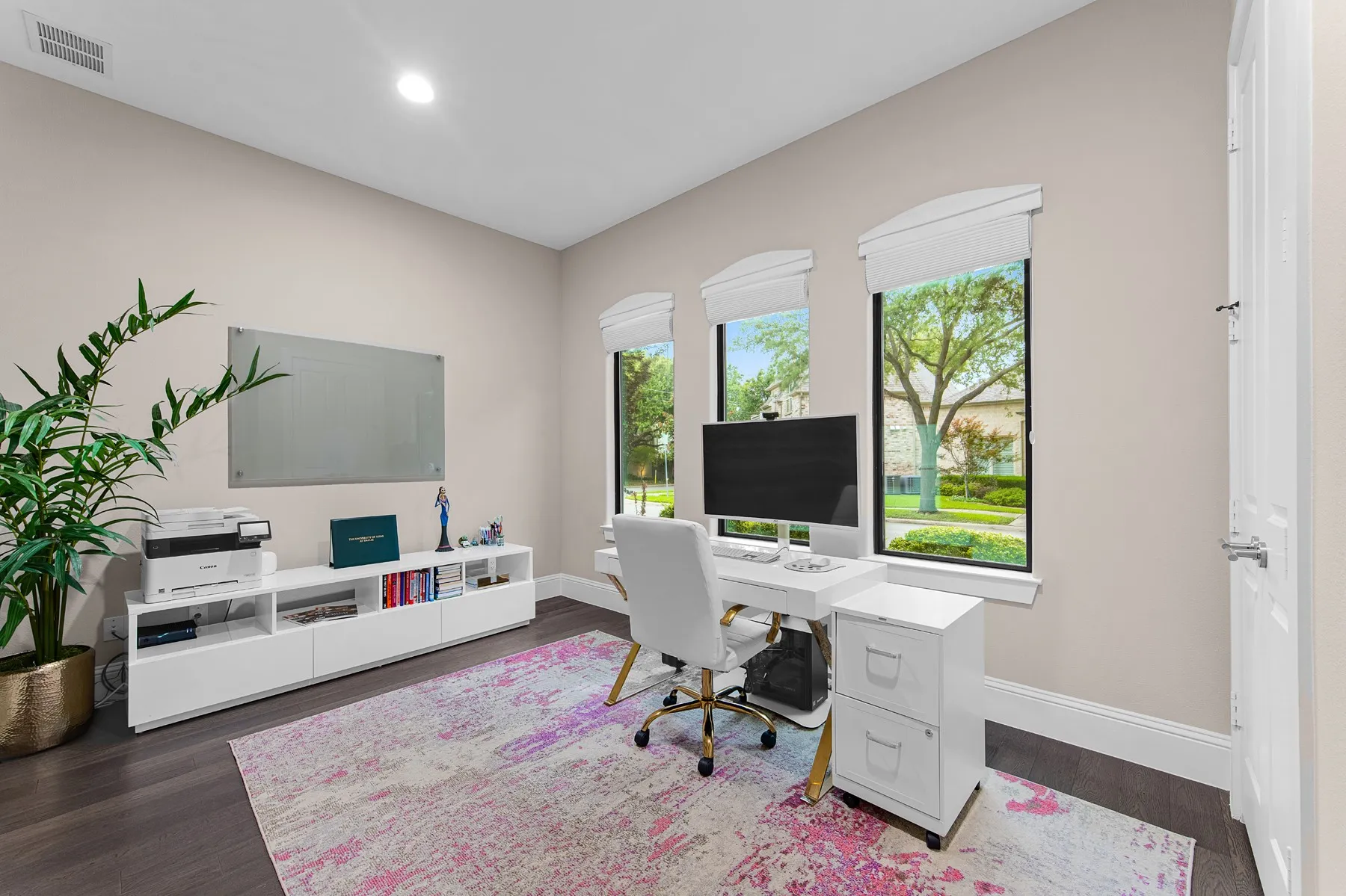 Downstairs bedroom with full bath