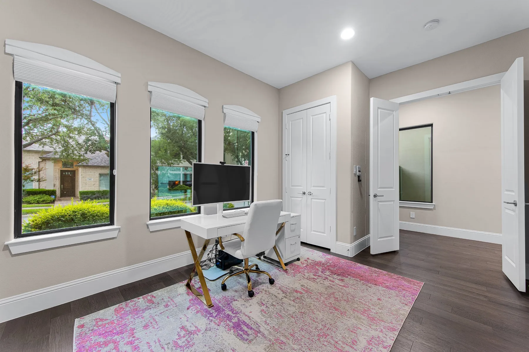 1st floor bedroom useful for office or fitness